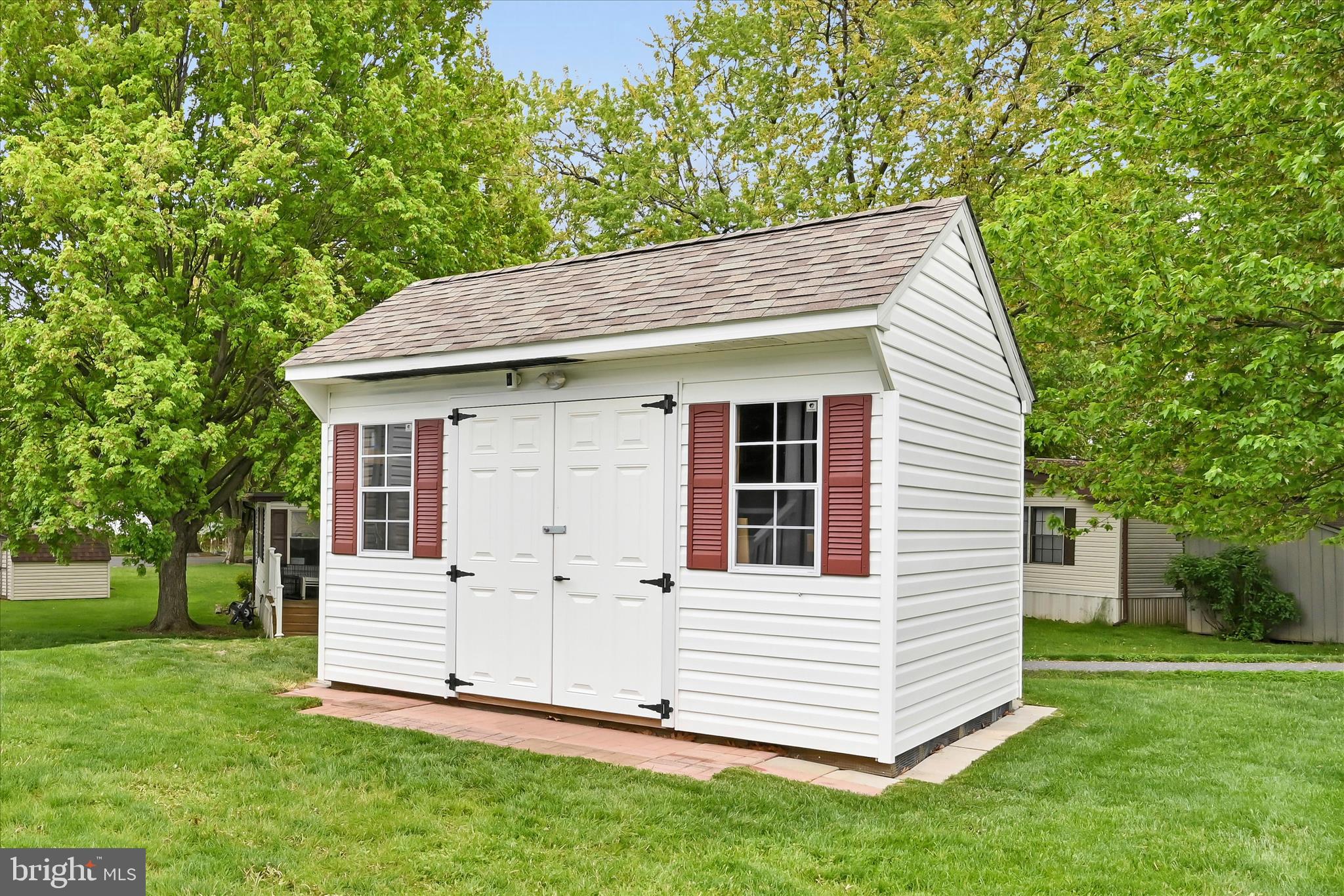 VILLAGES AT GREENFIELD - Residential