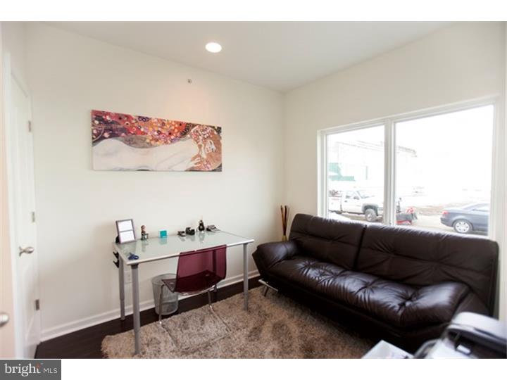 KENSINGTON - Residential