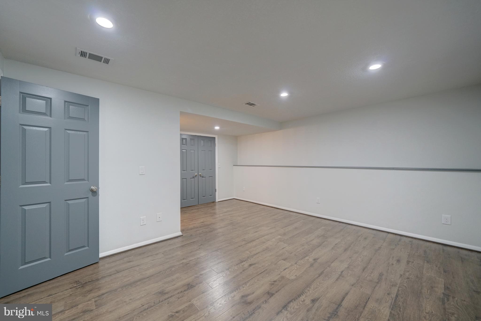 HARMANS WOODS - Residential Lease