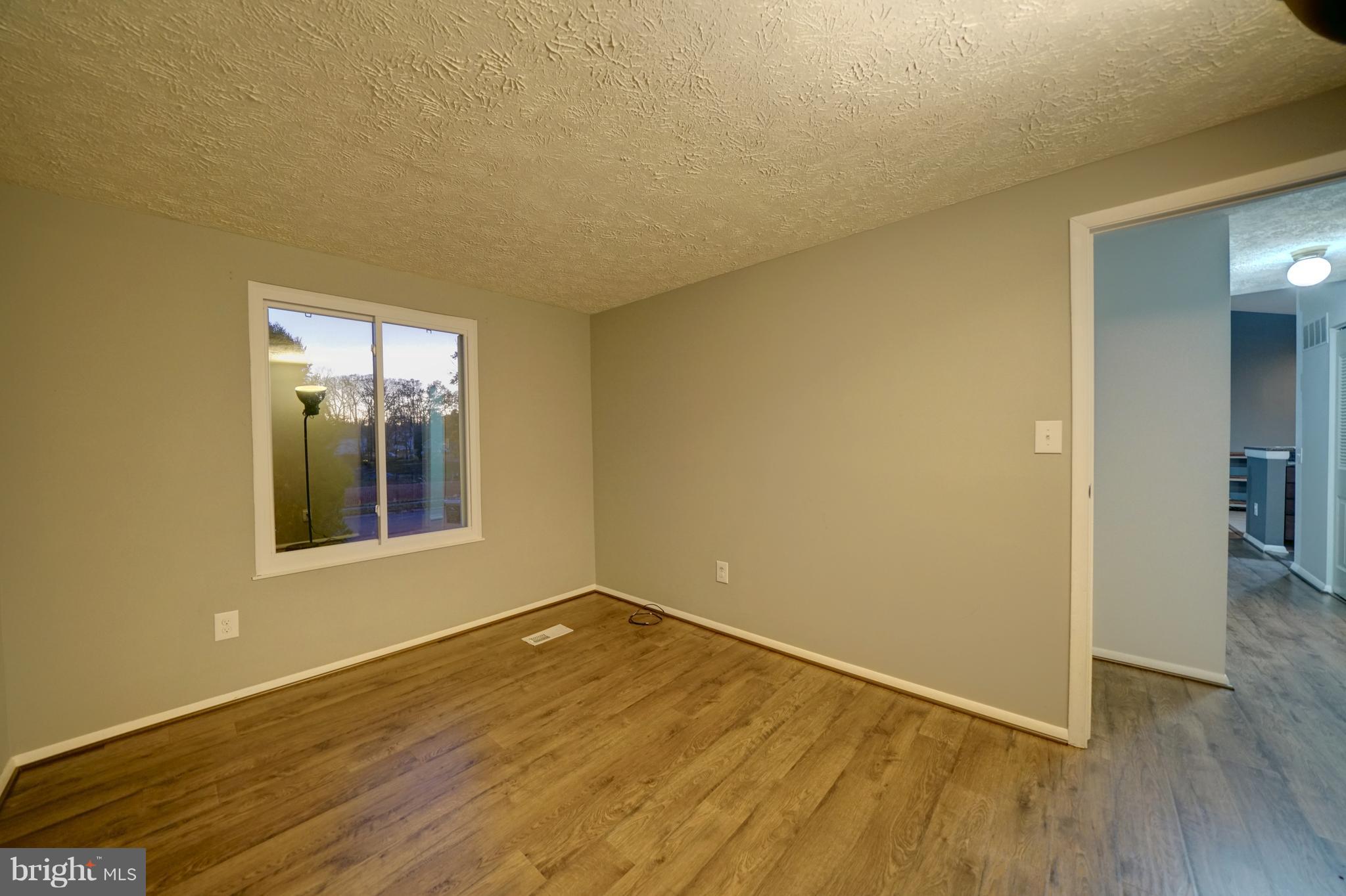 HARMANS WOODS - Residential Lease