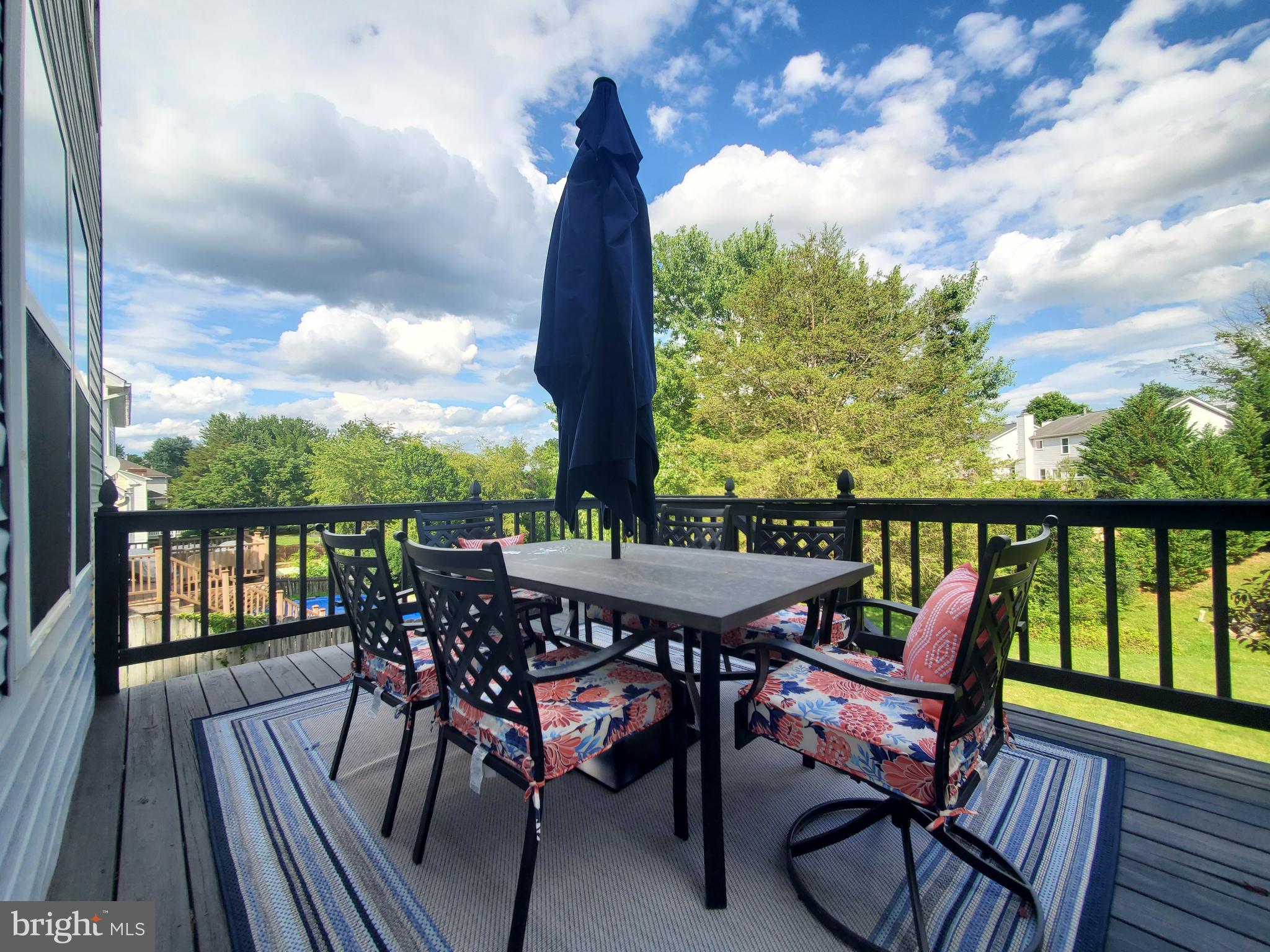 APPLE RIDGE - Residential