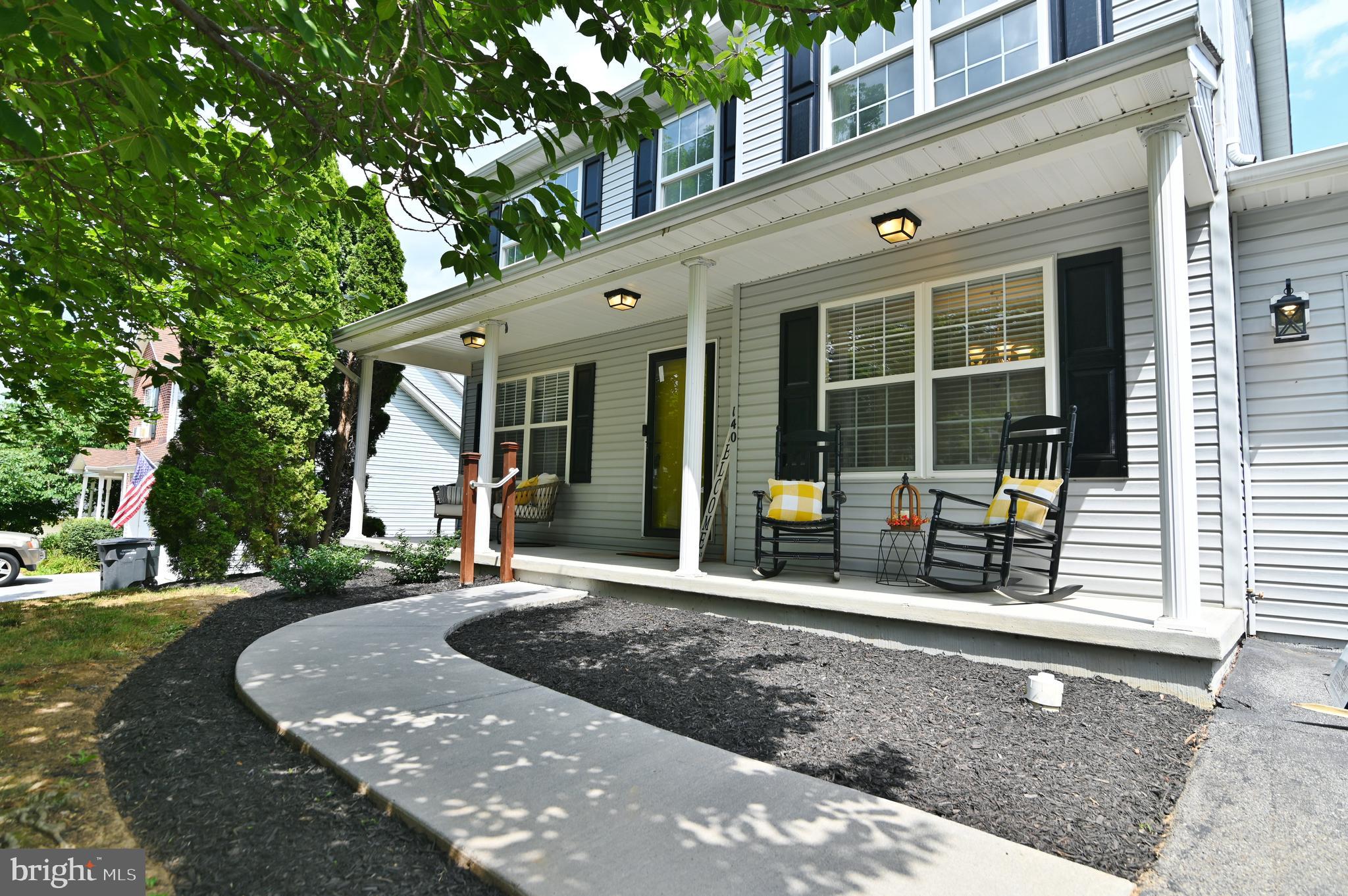 APPLE RIDGE - Residential