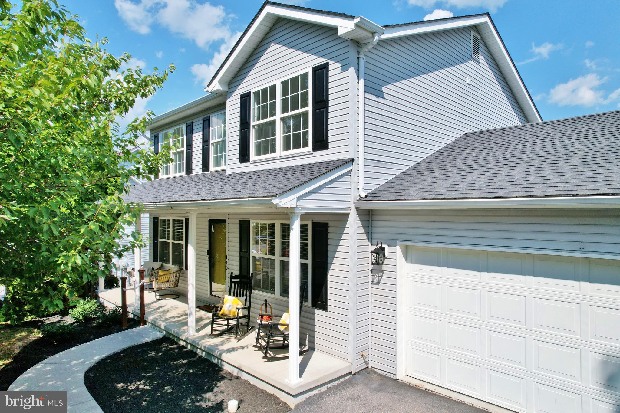 APPLE RIDGE - Residential