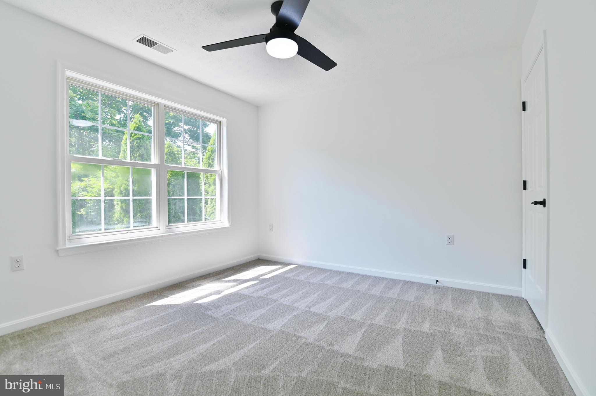 APPLE RIDGE - Residential