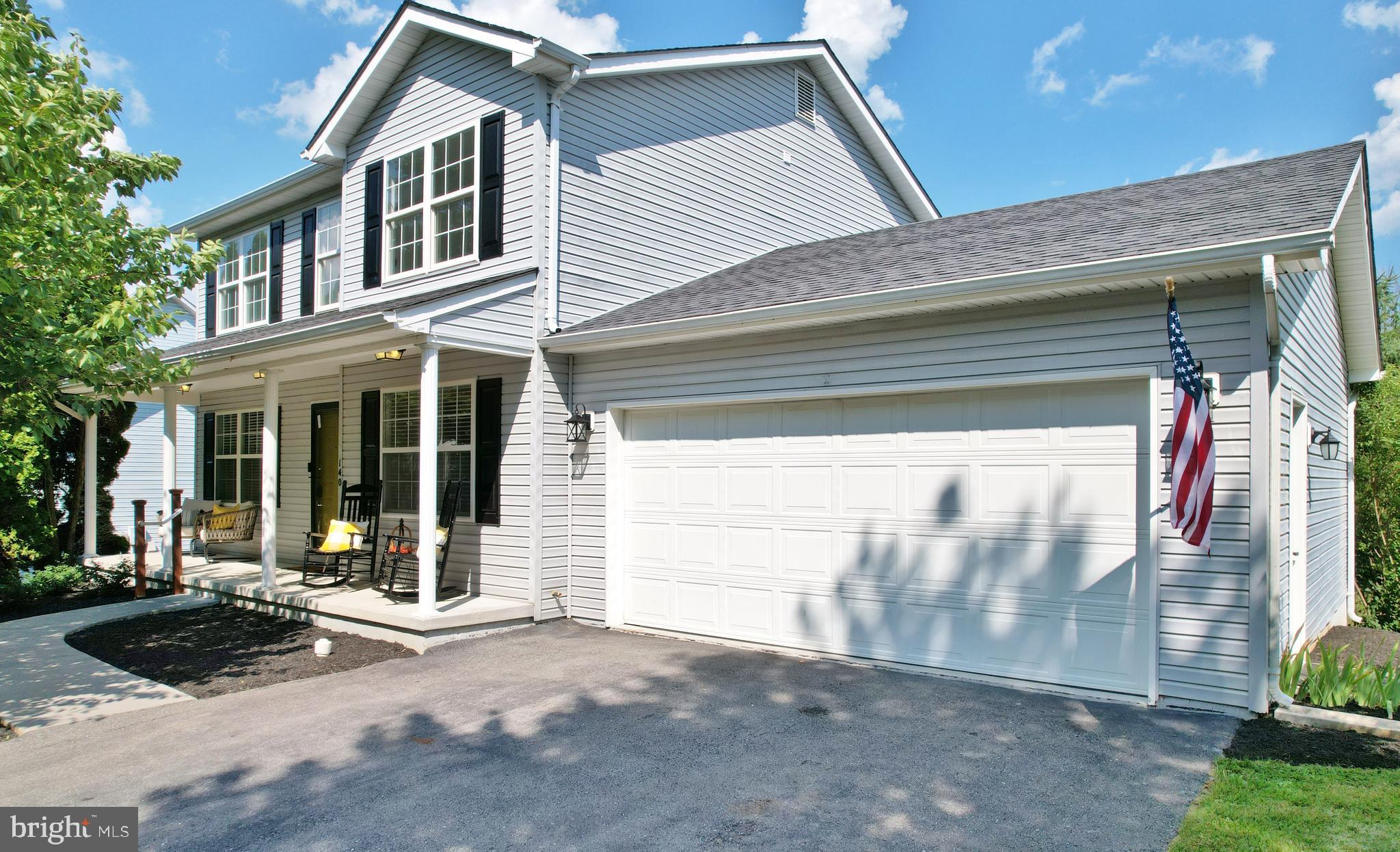 APPLE RIDGE - Residential