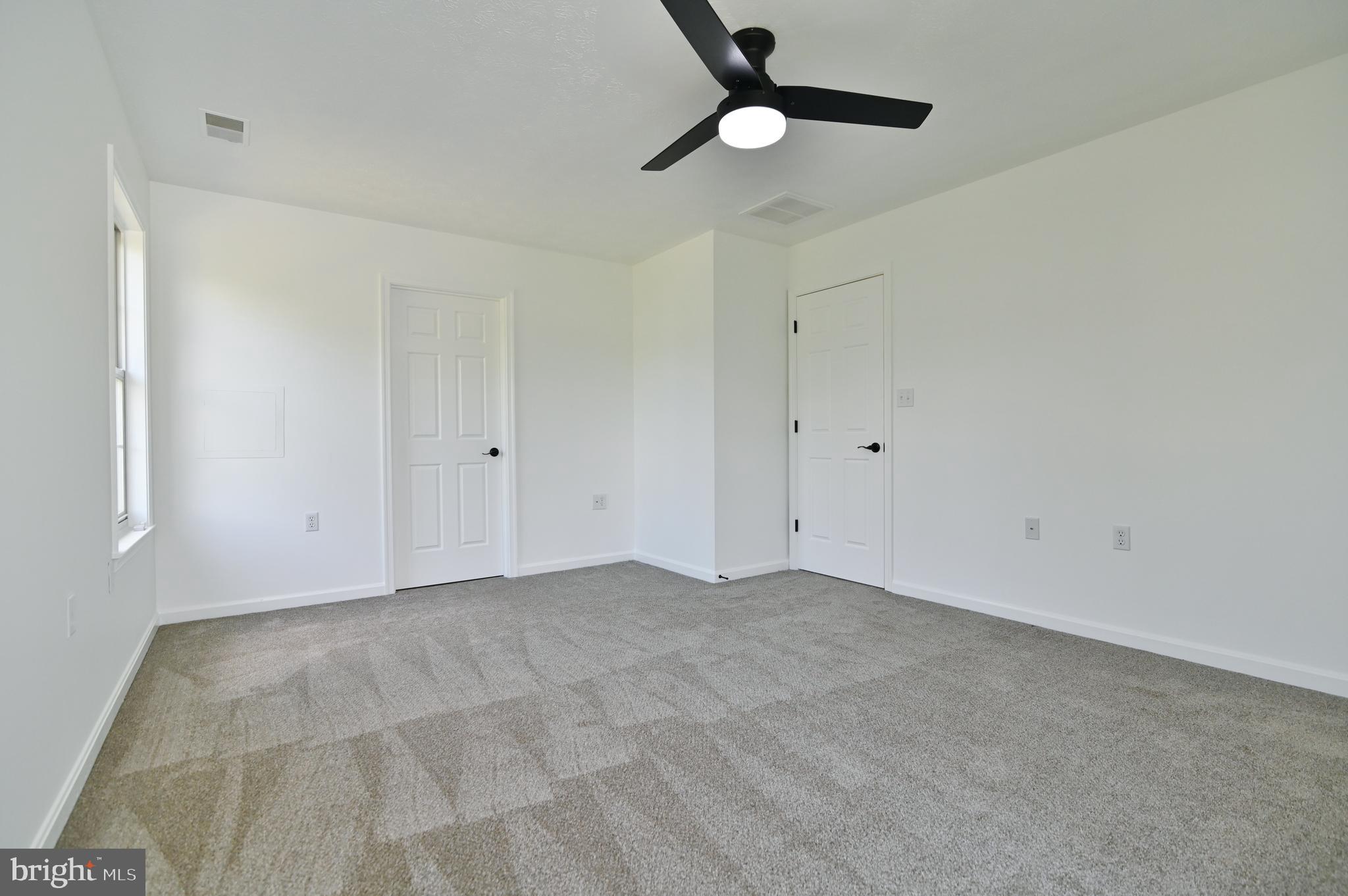 APPLE RIDGE - Residential