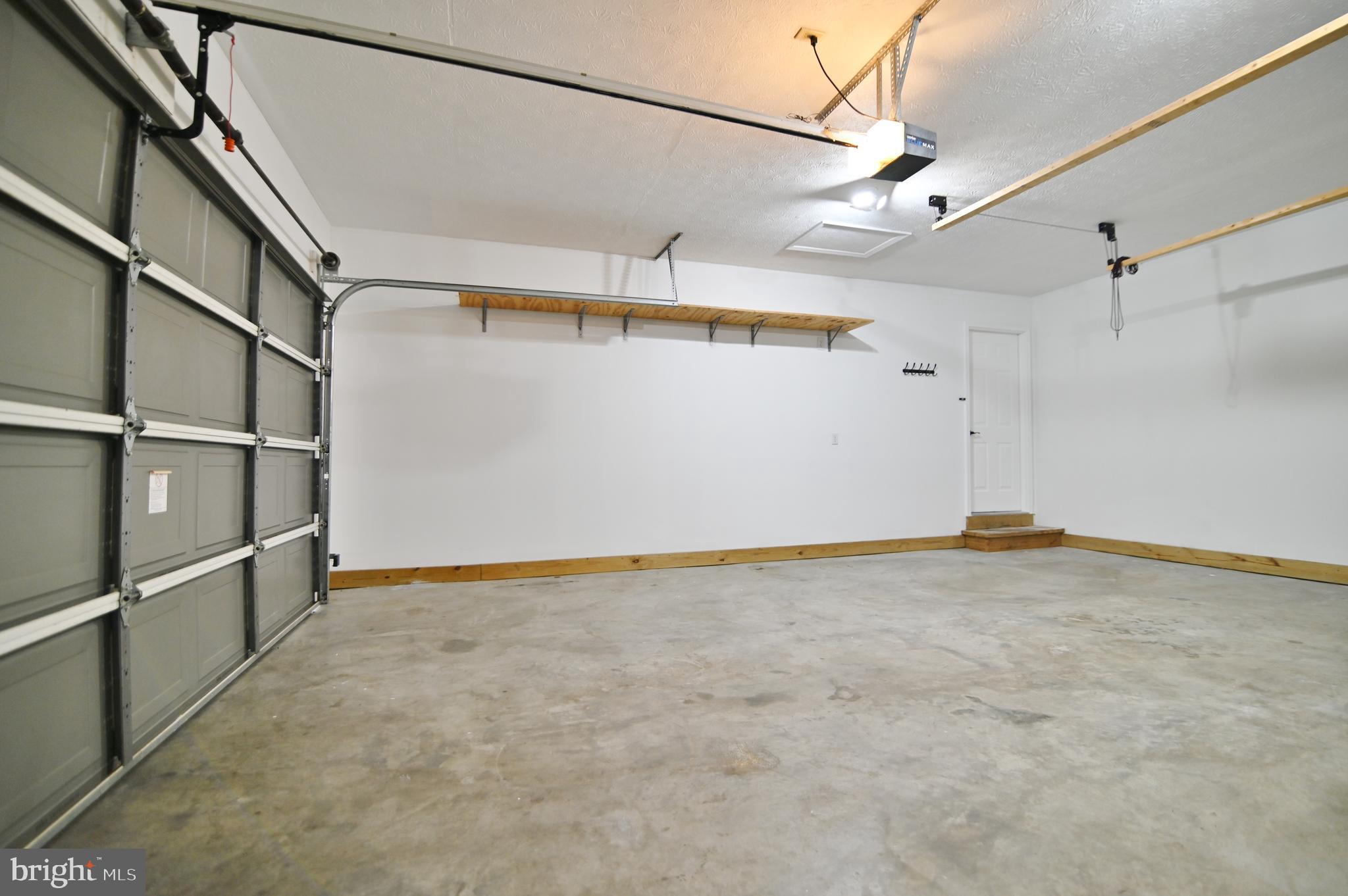 APPLE RIDGE - Residential