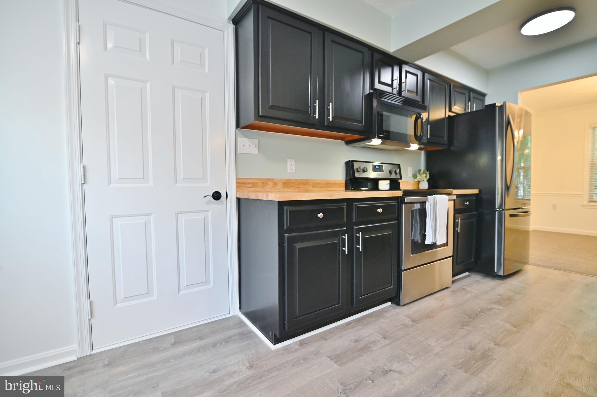 APPLE RIDGE - Residential