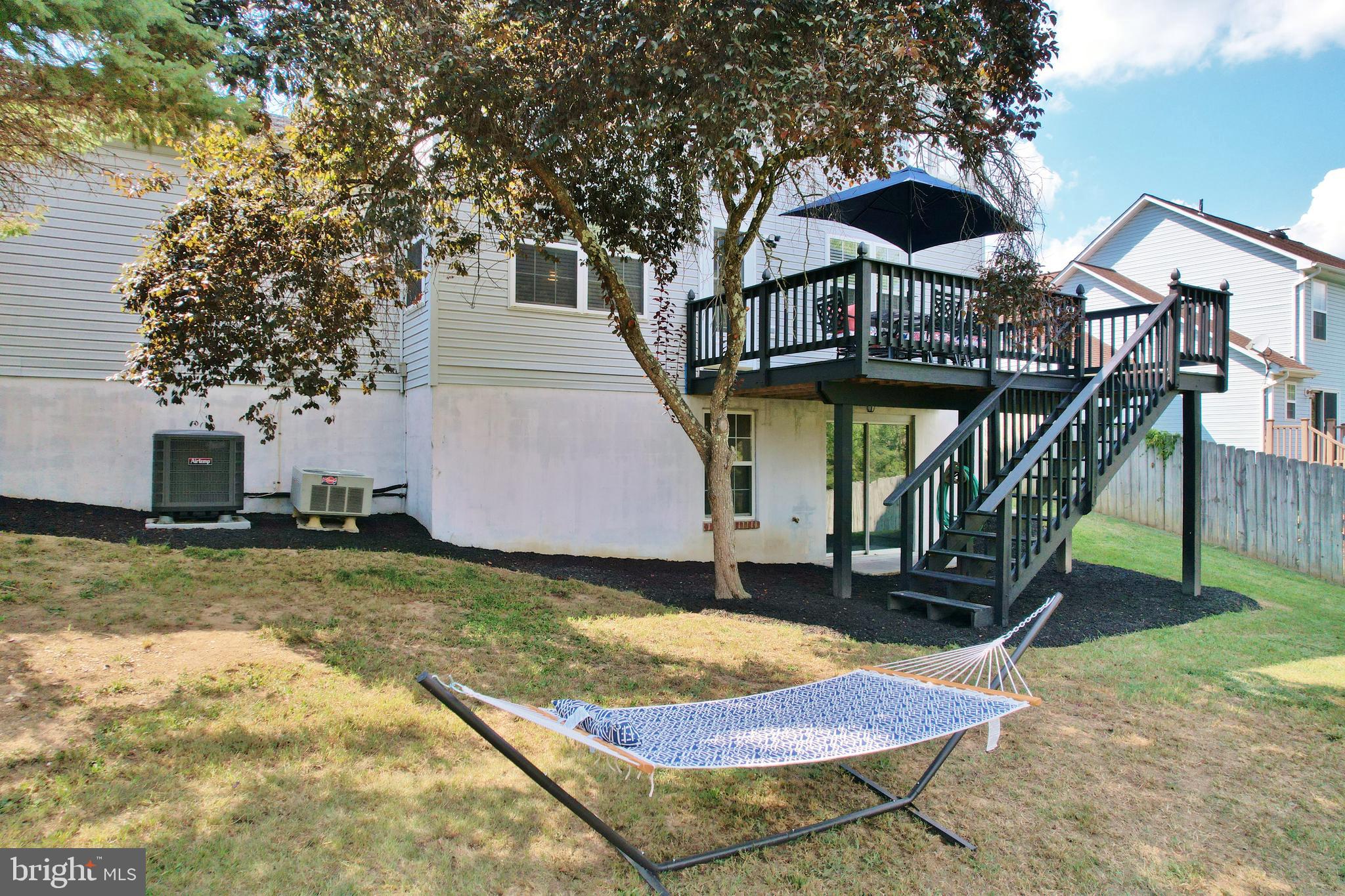 APPLE RIDGE - Residential