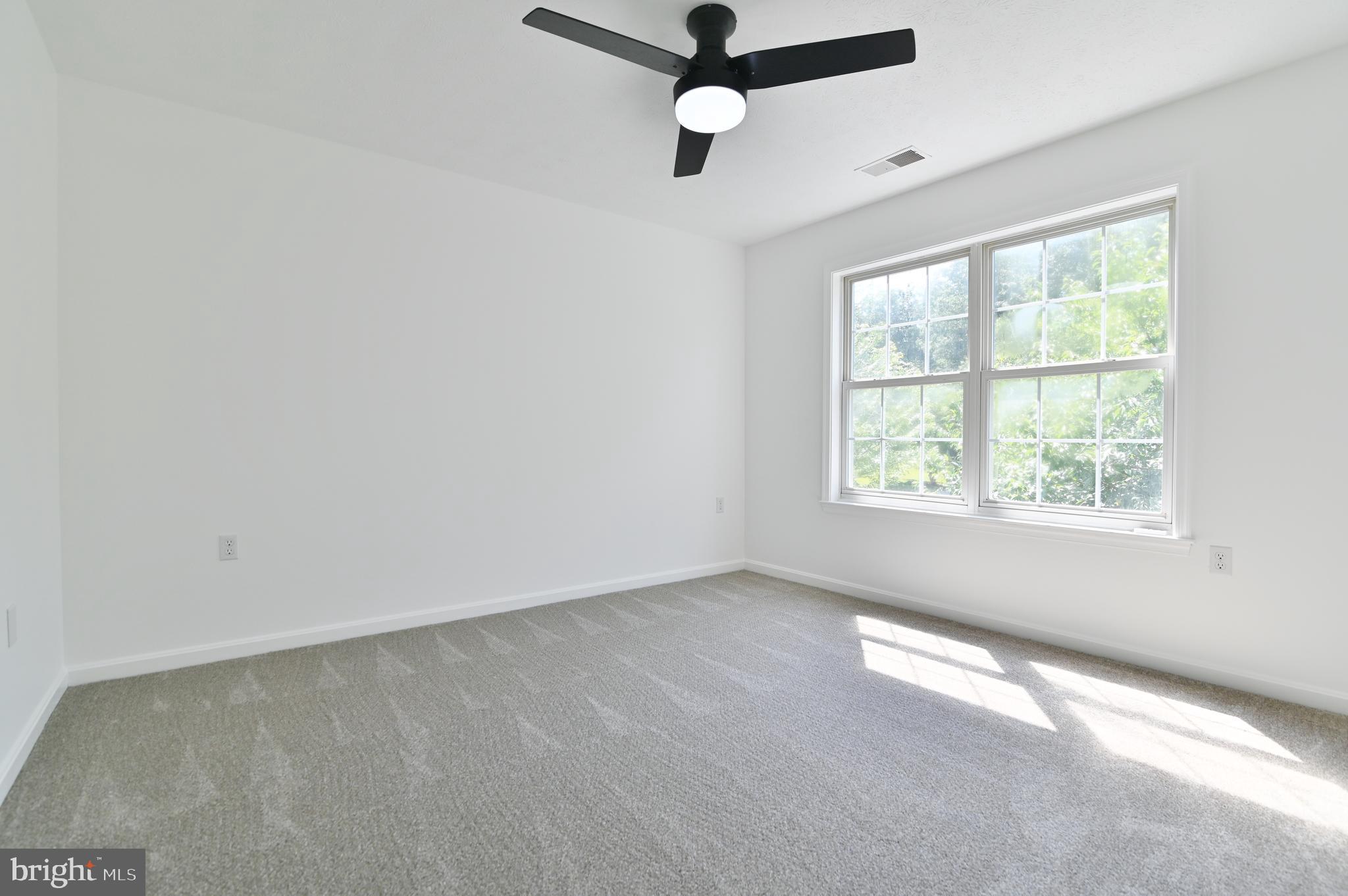 APPLE RIDGE - Residential