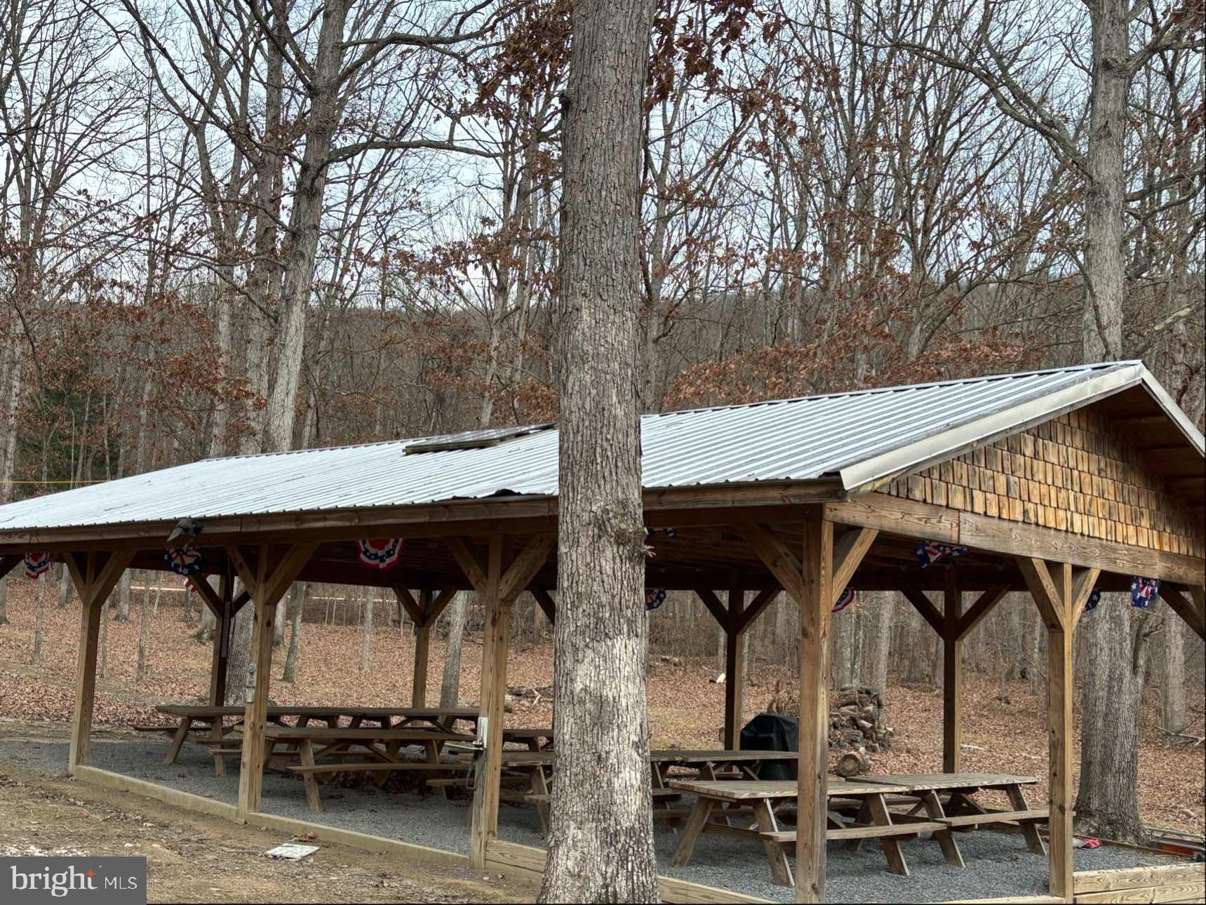 LAKE FERNDALE - Land