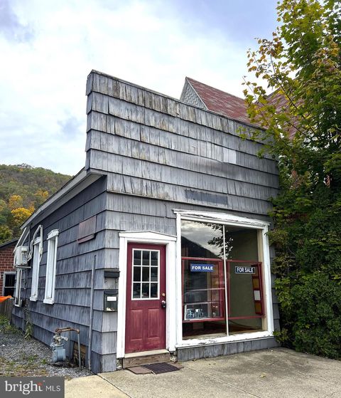 Photo of 12 W. 4th Street, EMPORIUM, PA 15834 (MLS # PACR2000110) Photo of 12 W. 4th Street, EMPORIUM, PA 15834 (MLS # PACR2000110)