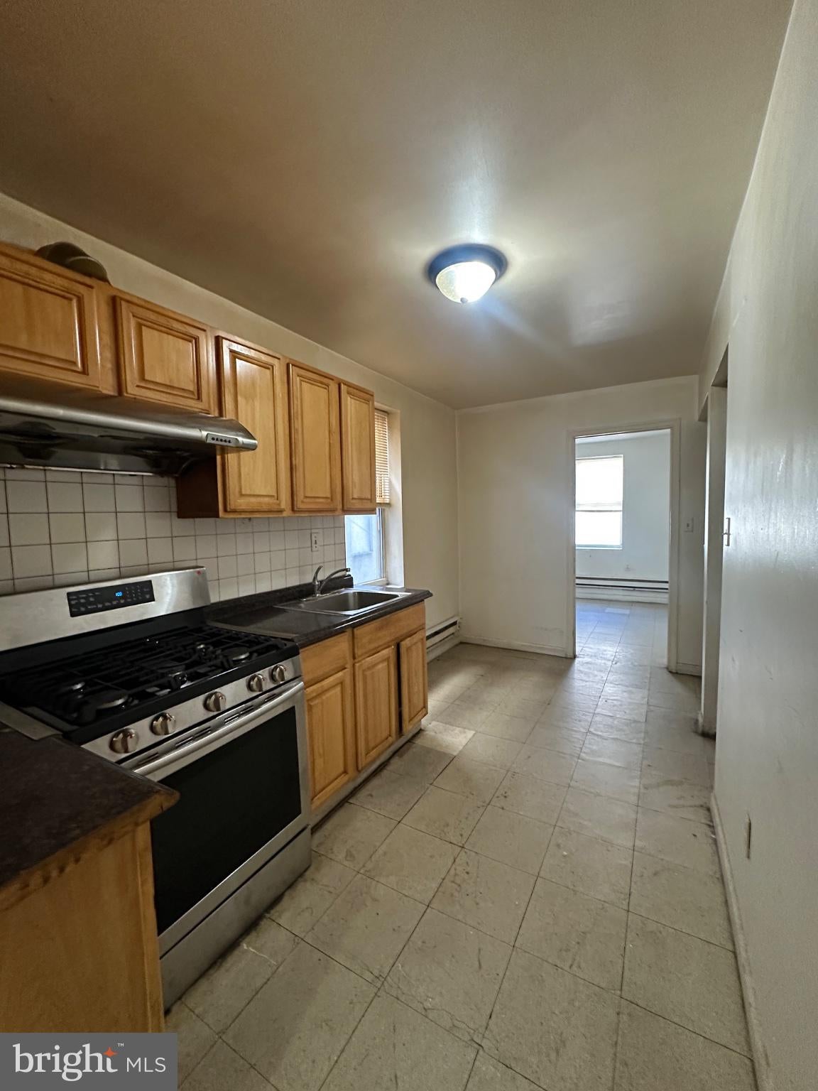 2305 S 7TH STREET
