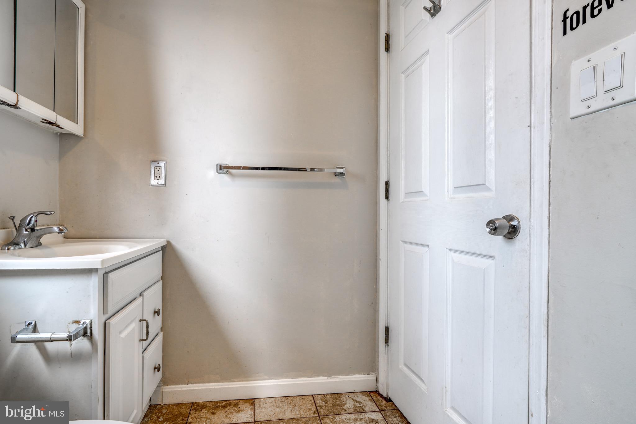 WAVERLY - Residential