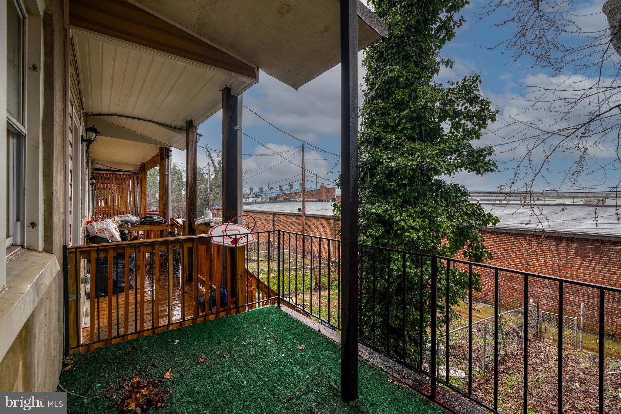 WAVERLY - Residential