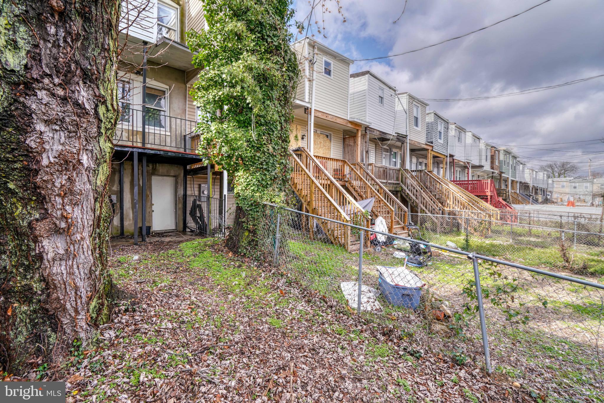 WAVERLY - Residential