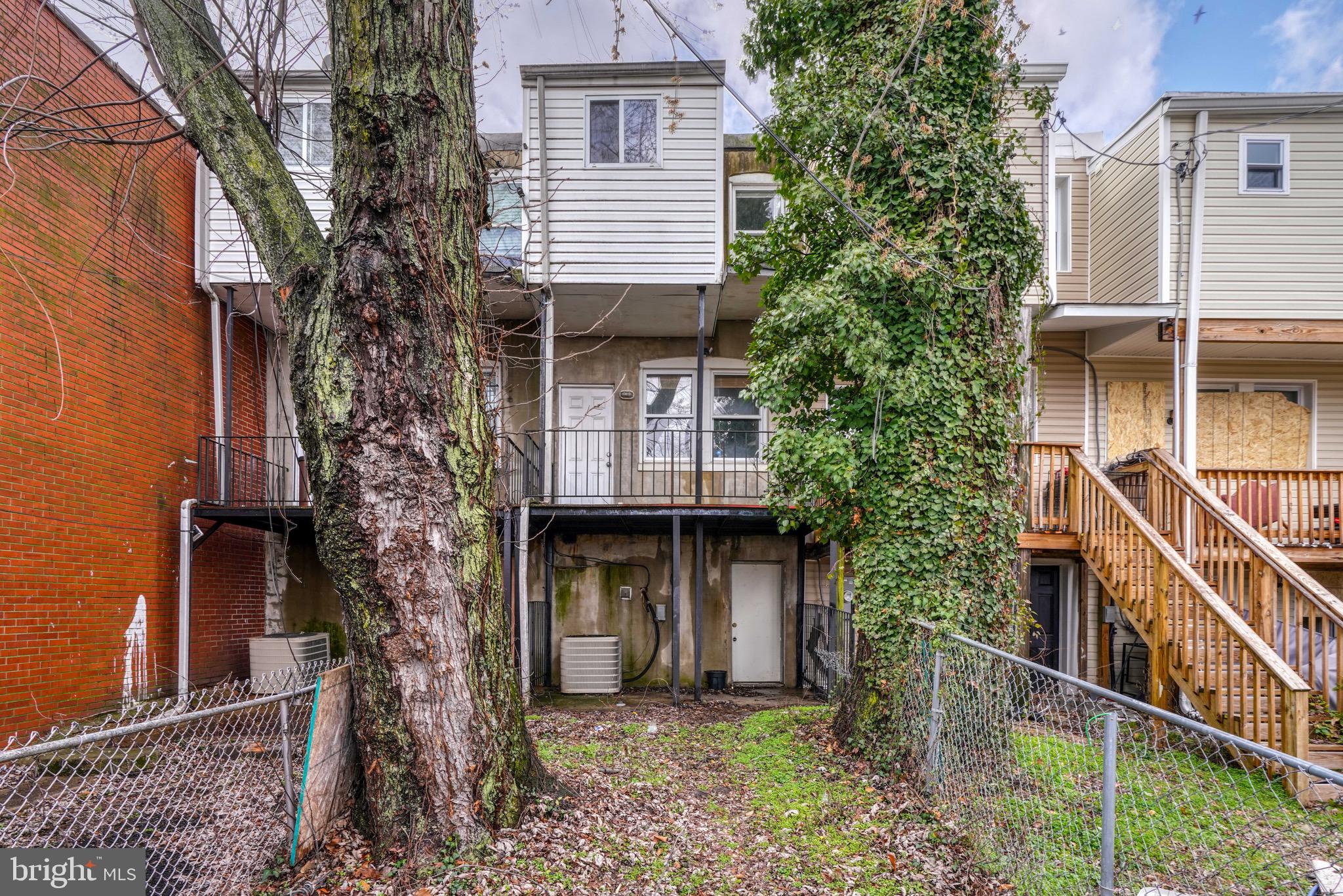 WAVERLY - Residential