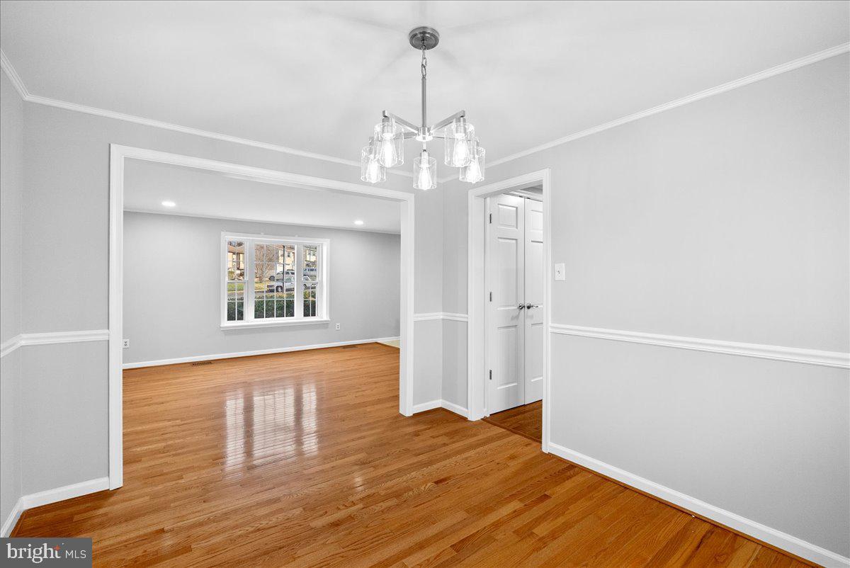 8300 WHITE STAR COURT