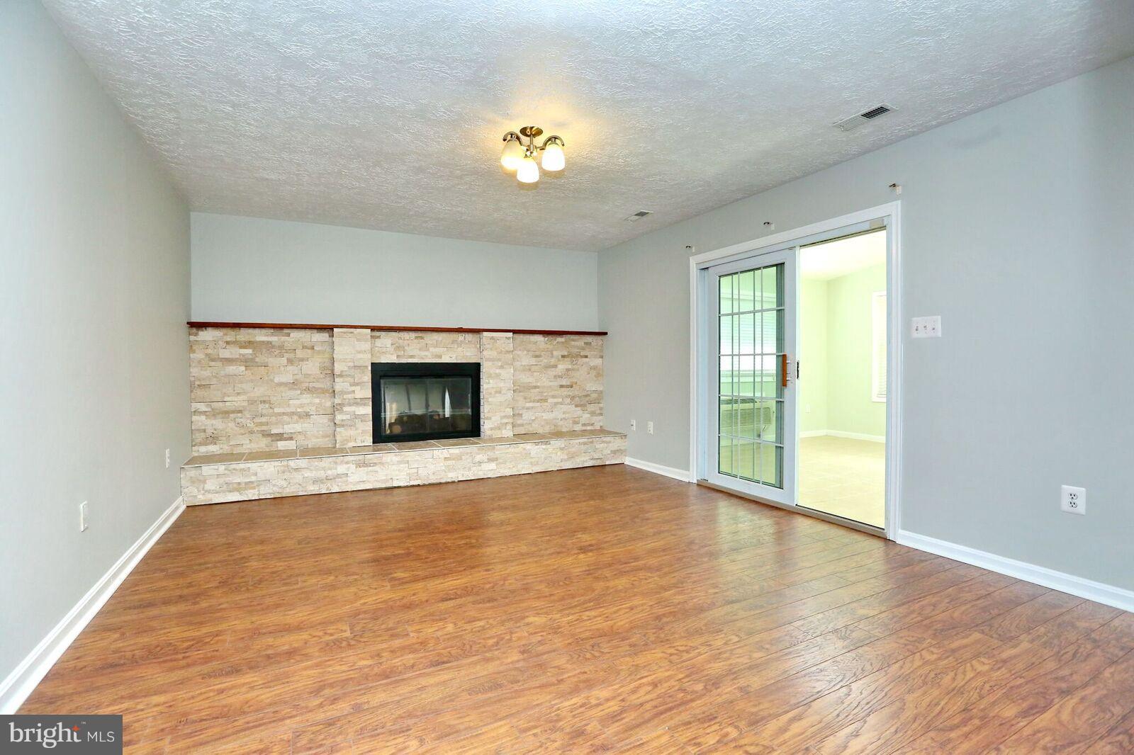 PINEFIELD - Residential