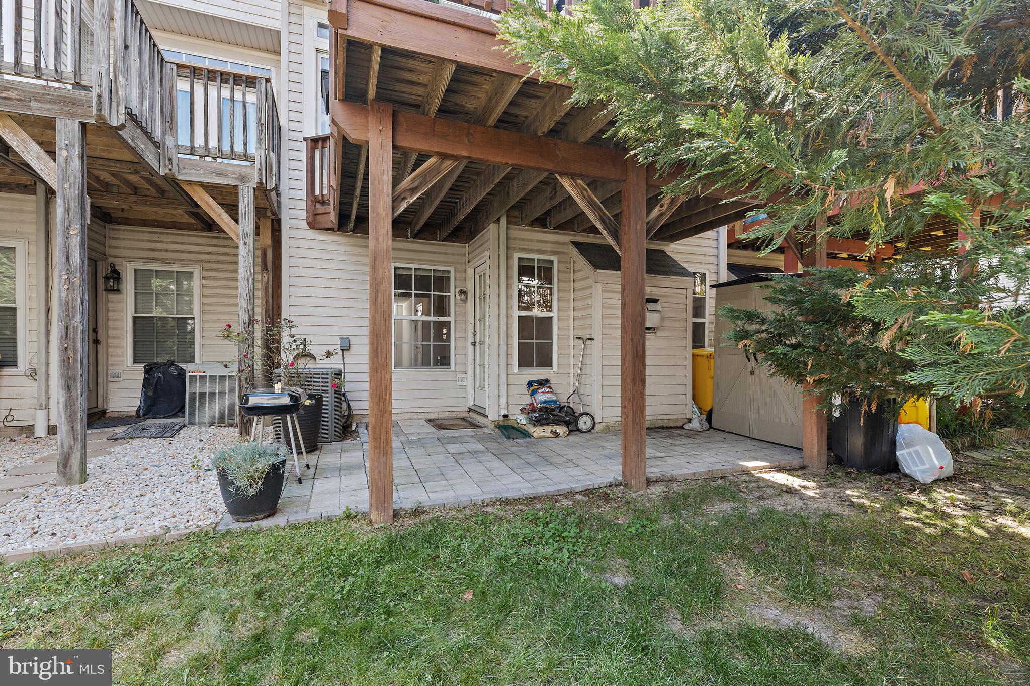 QUAIL RUN SOUTH - Residential Lease