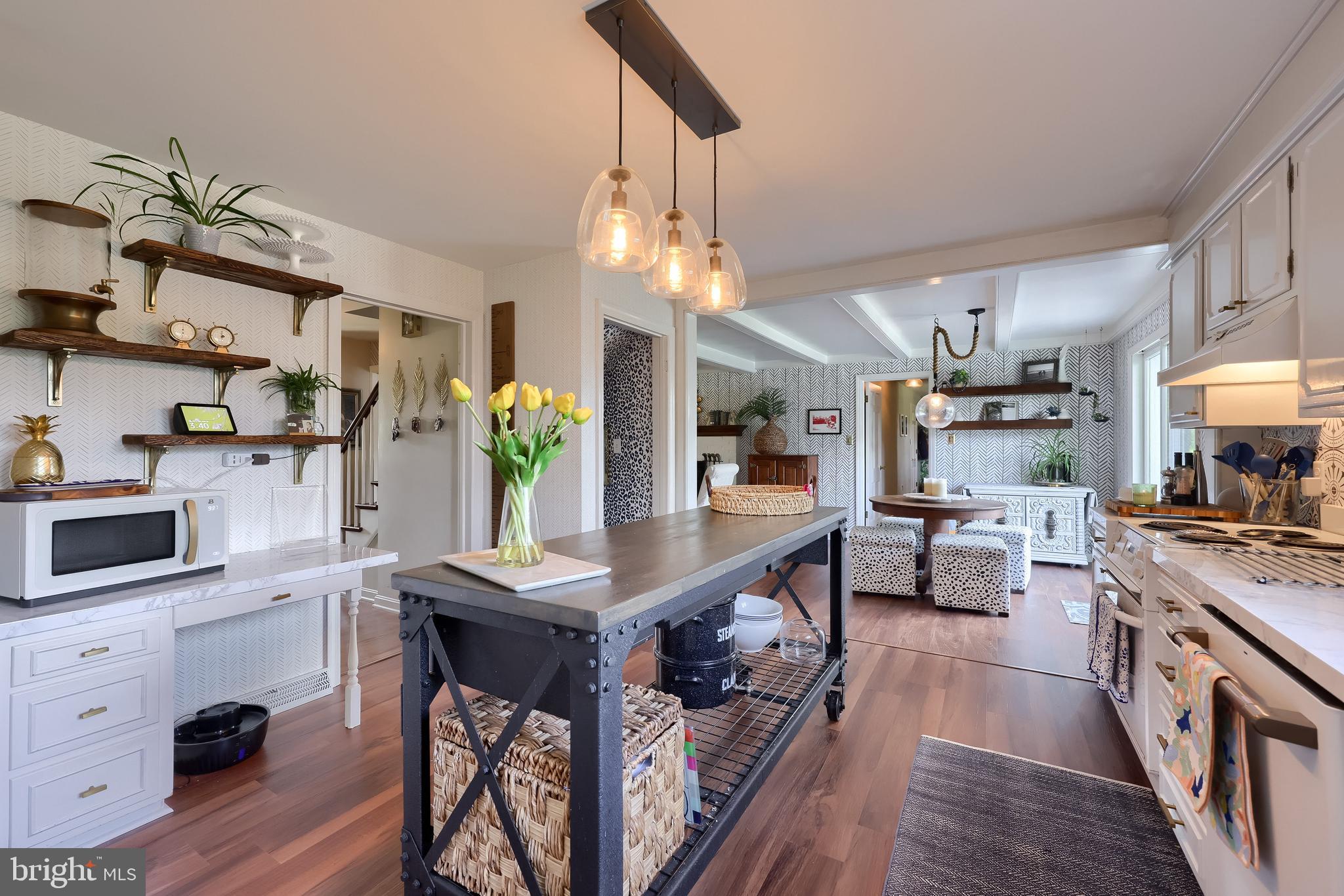 2129 STONECREST DRIVE