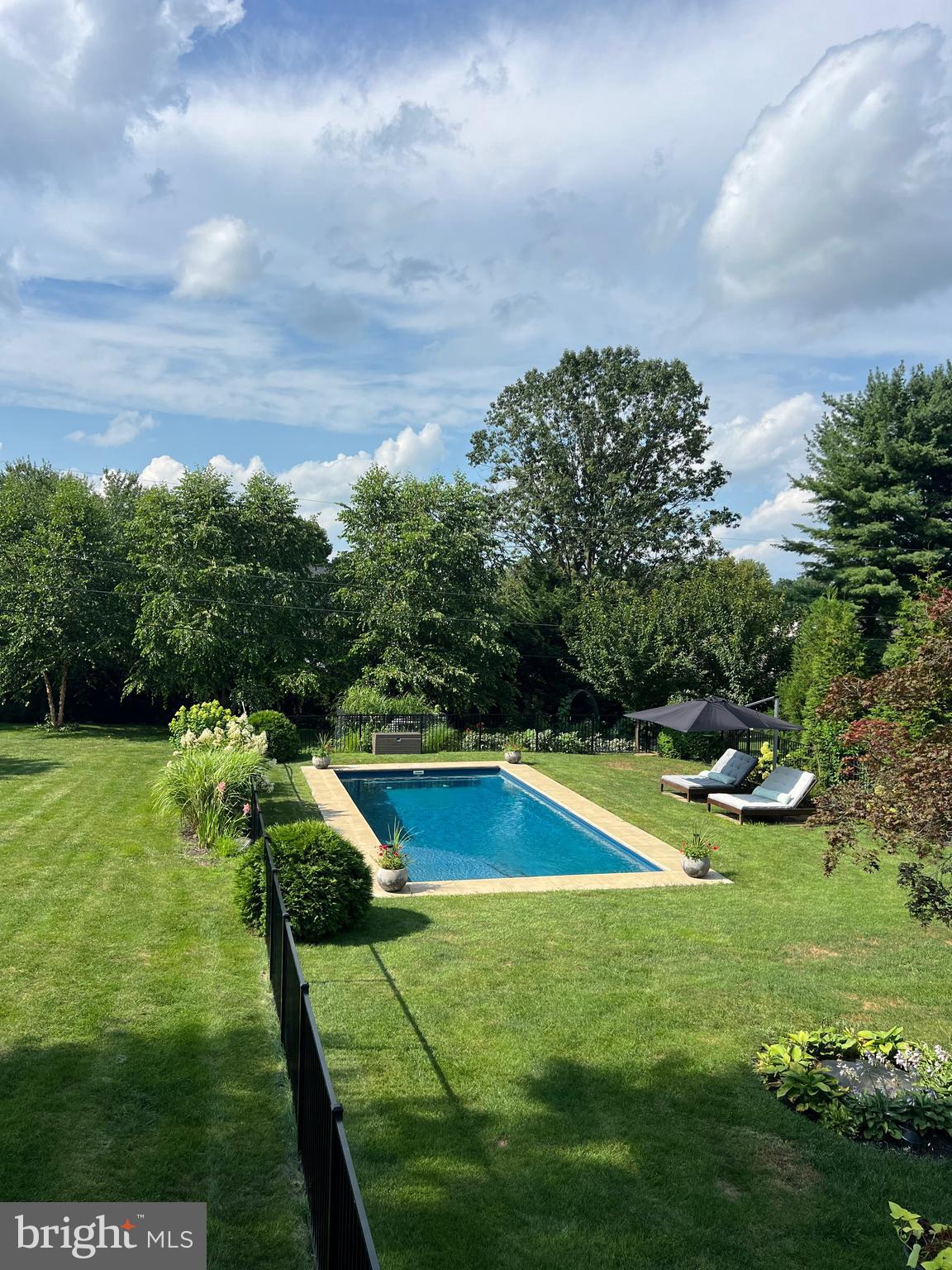 2129 STONECREST DRIVE