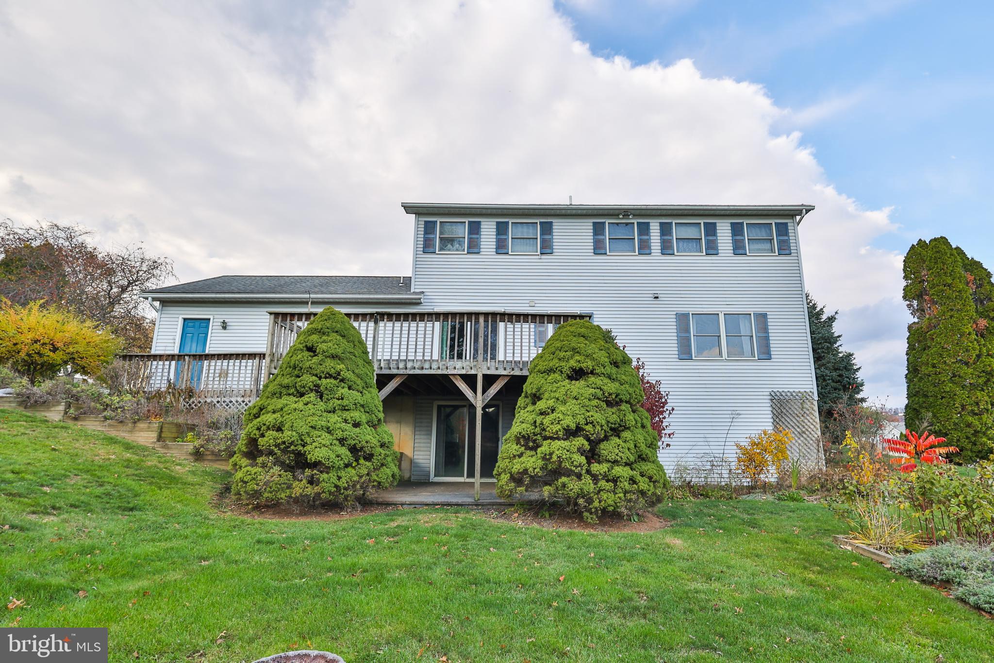 WYNNEWOOD TERRACE - Residential