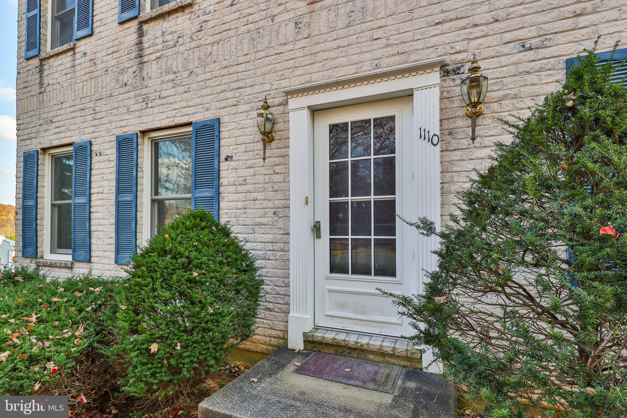 WYNNEWOOD TERRACE - Residential