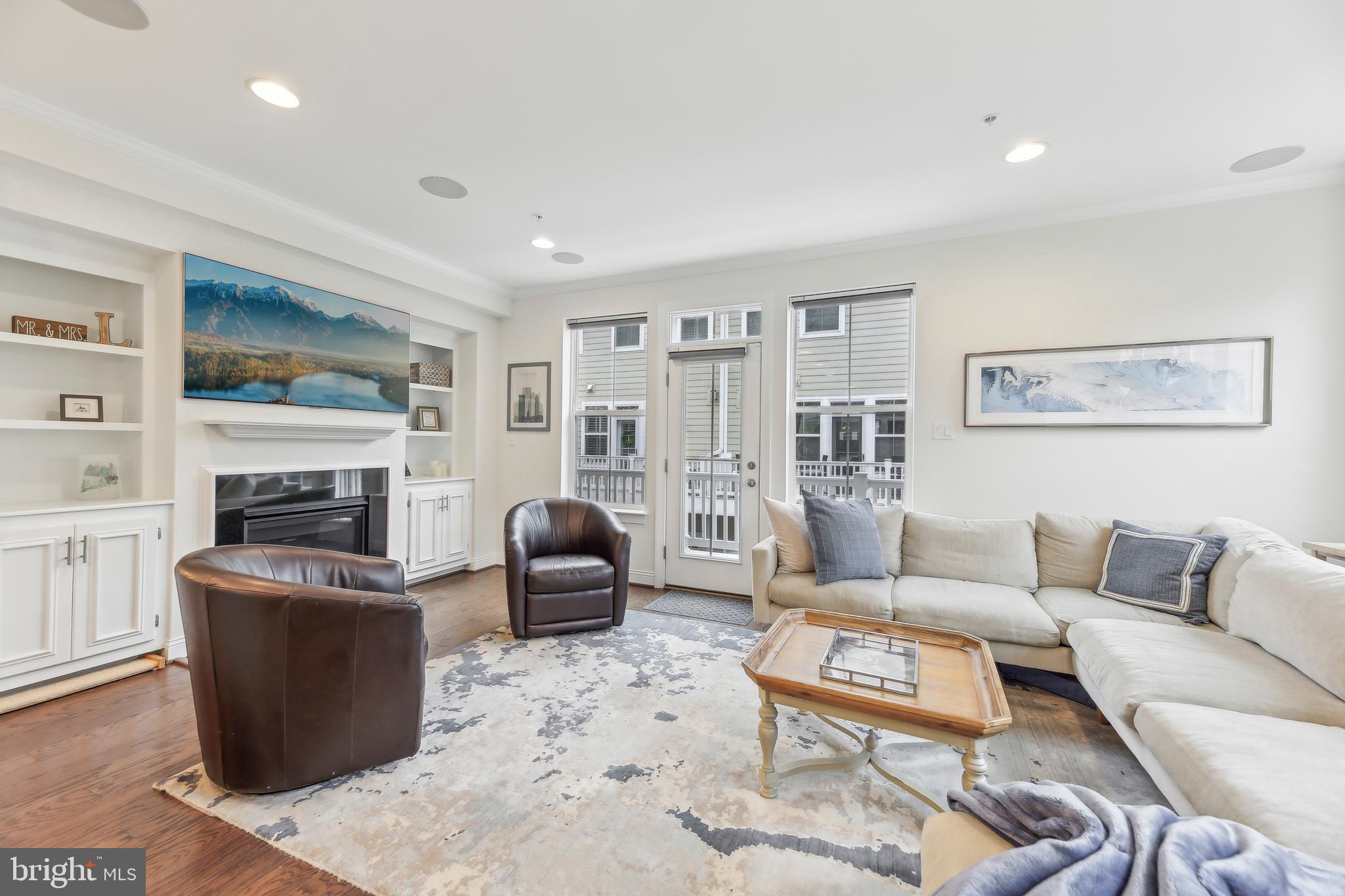 ANNAPOLIS TOWNES AT NEAL FARM - Residential