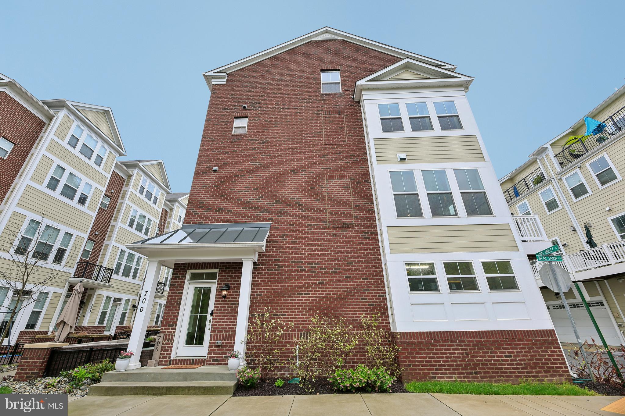 ANNAPOLIS TOWNES AT NEAL FARM - Residential