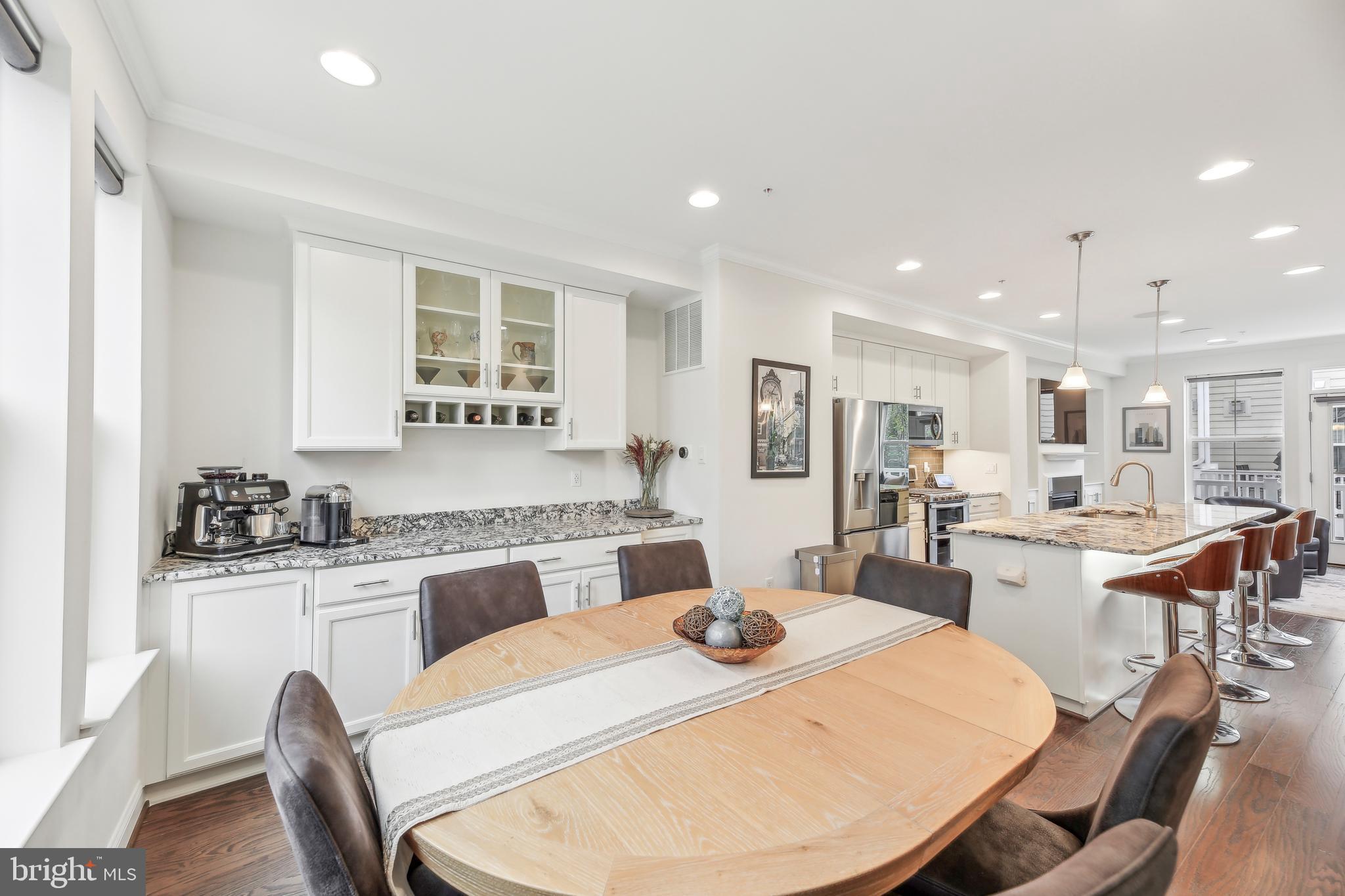 ANNAPOLIS TOWNES AT NEAL FARM - Residential