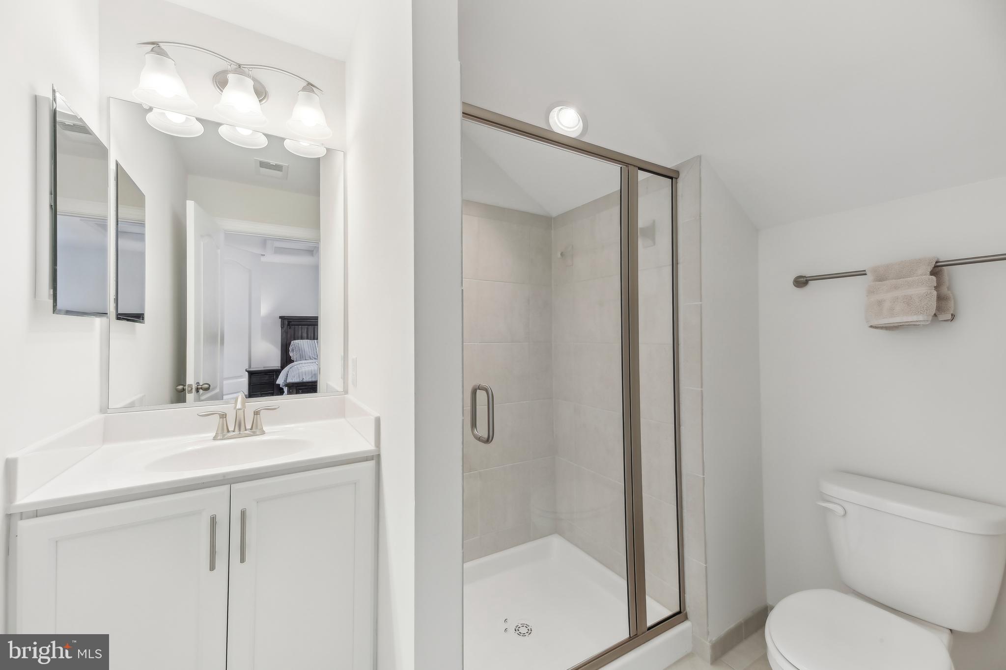 ANNAPOLIS TOWNES AT NEAL FARM - Residential