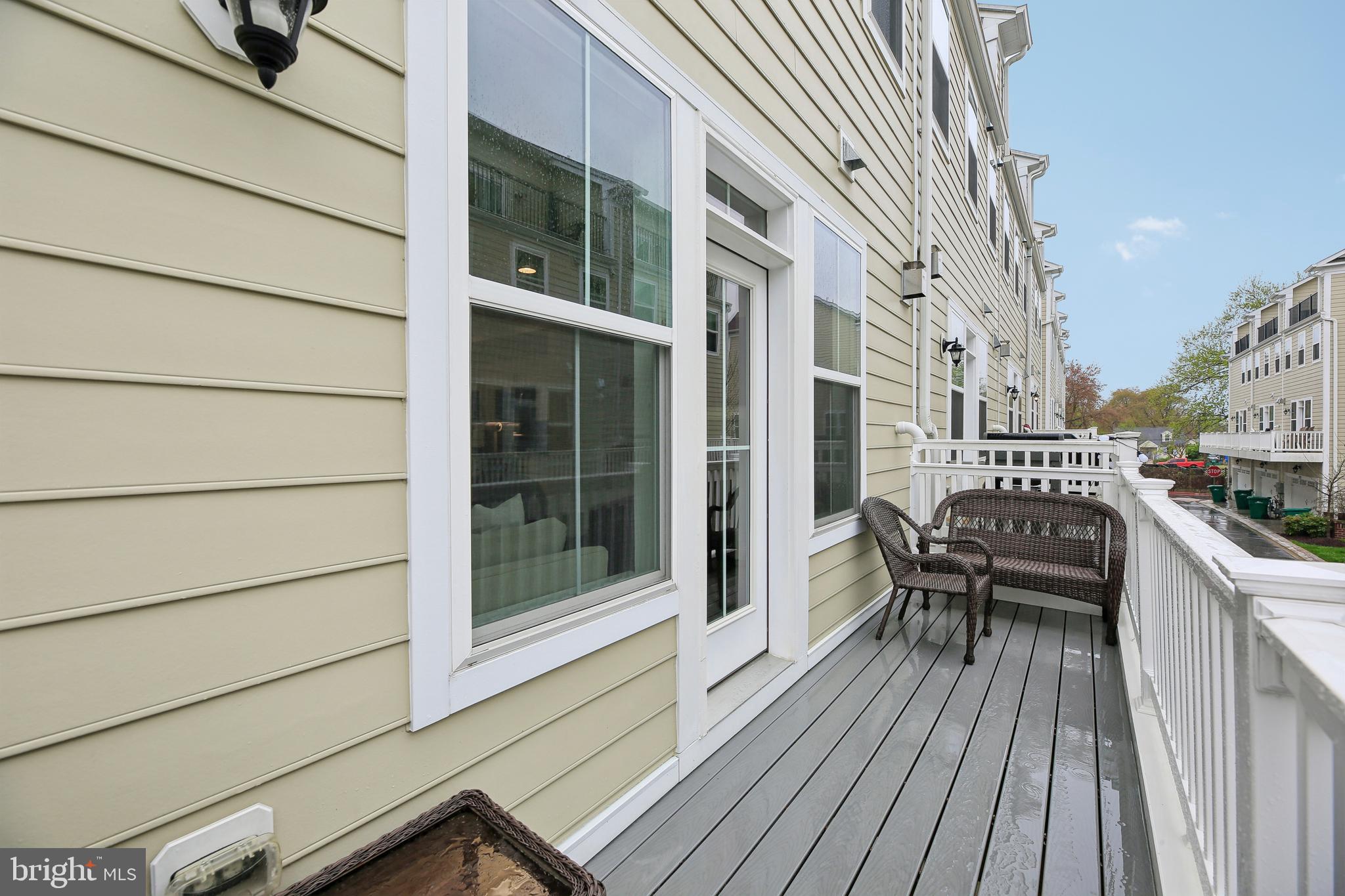 ANNAPOLIS TOWNES AT NEAL FARM - Residential