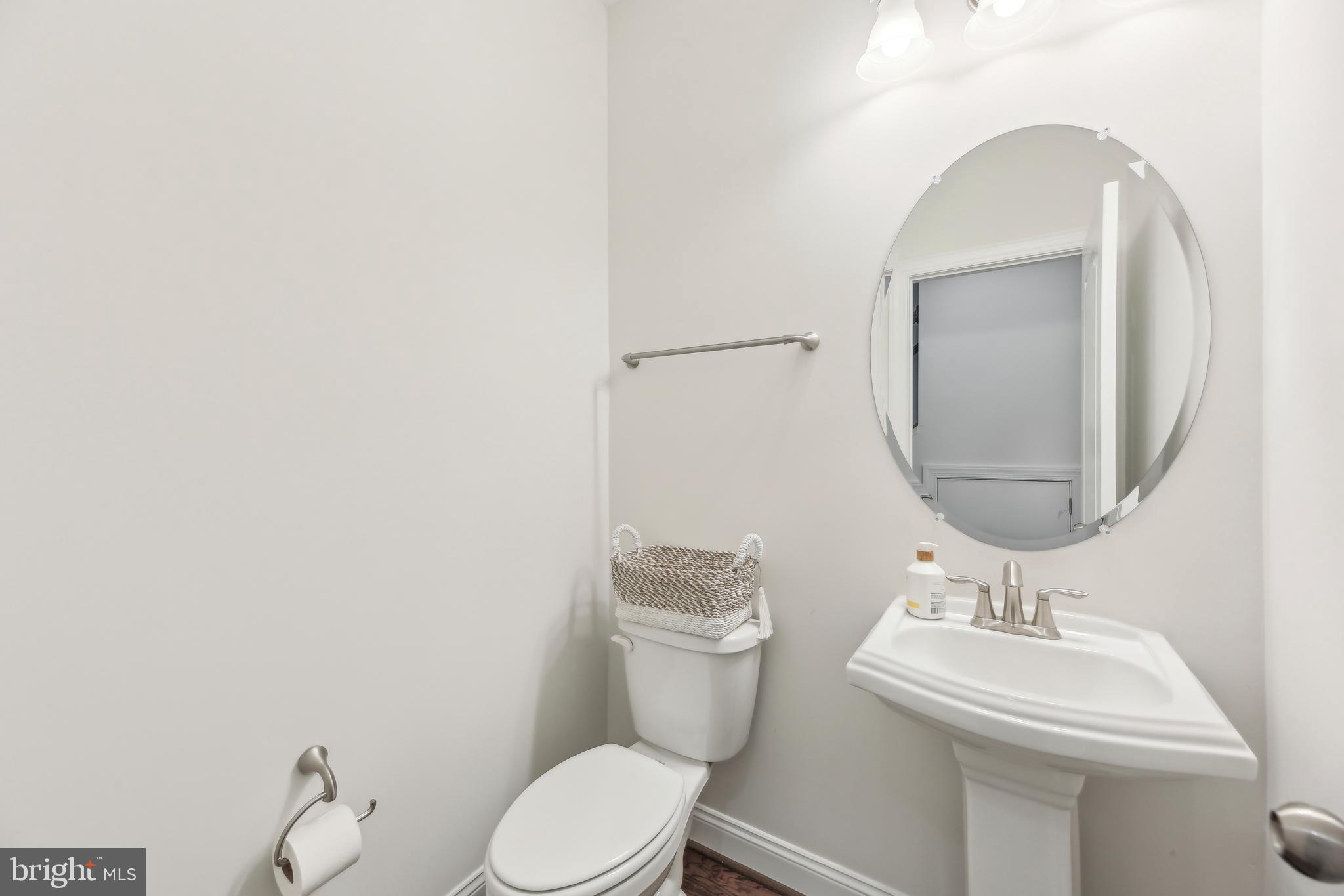 ANNAPOLIS TOWNES AT NEAL FARM - Residential