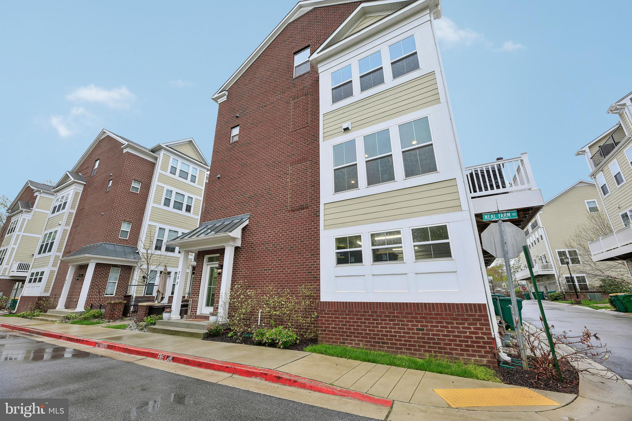 ANNAPOLIS TOWNES AT NEAL FARM - Residential