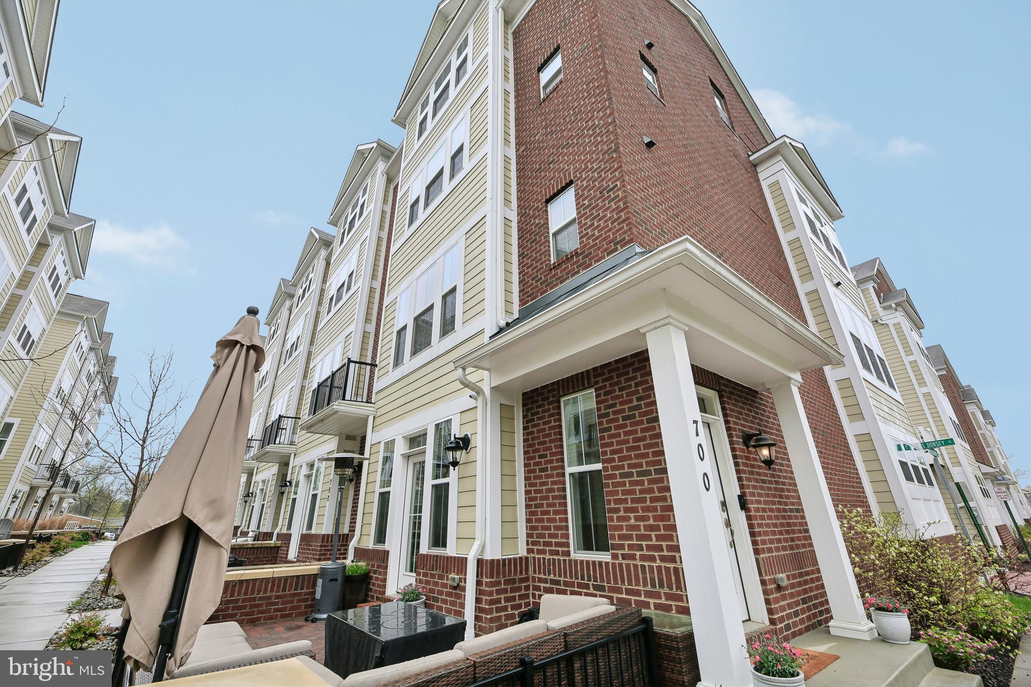 ANNAPOLIS TOWNES AT NEAL FARM - Residential