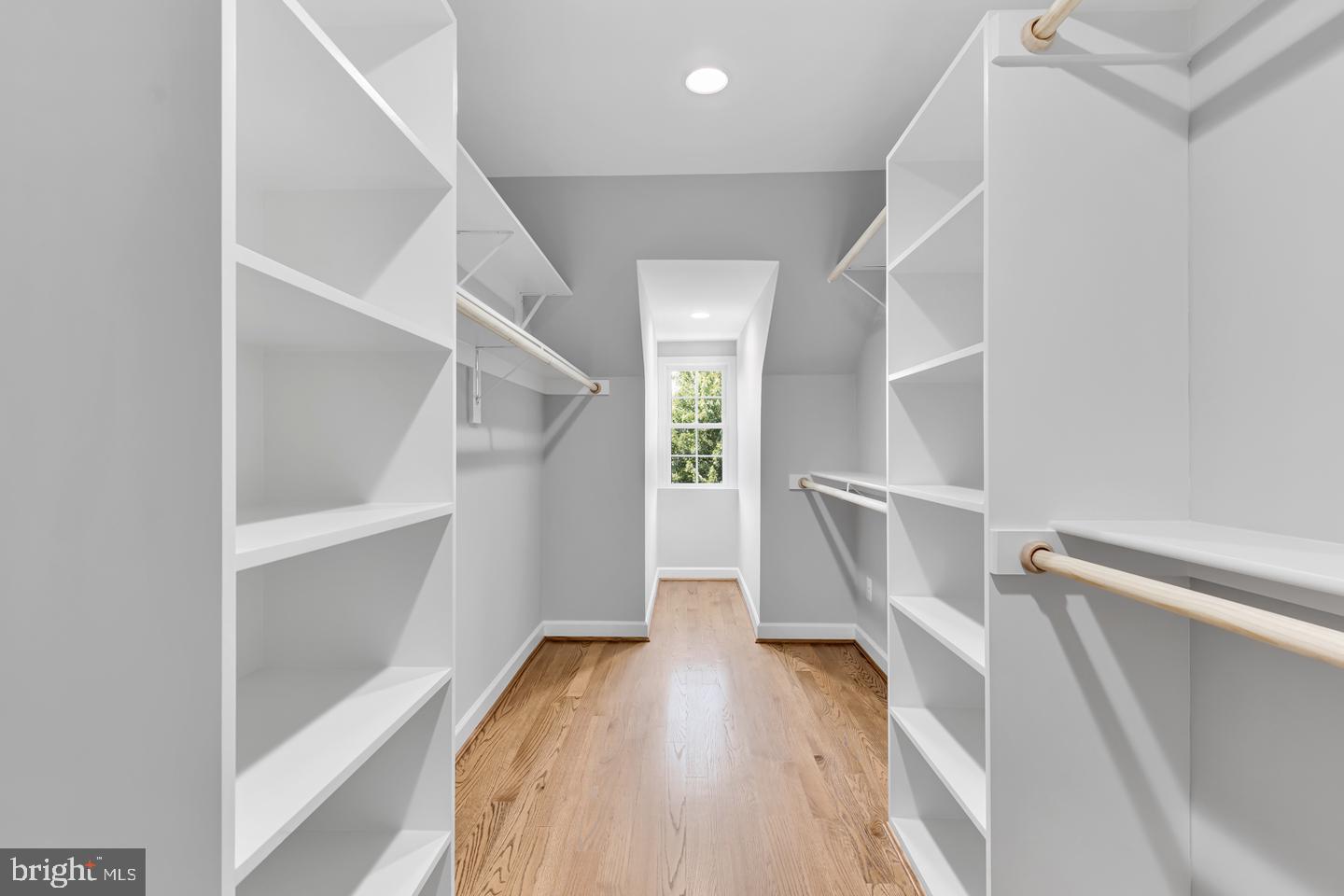 FAIRLINGTON MEADOWS - Residential