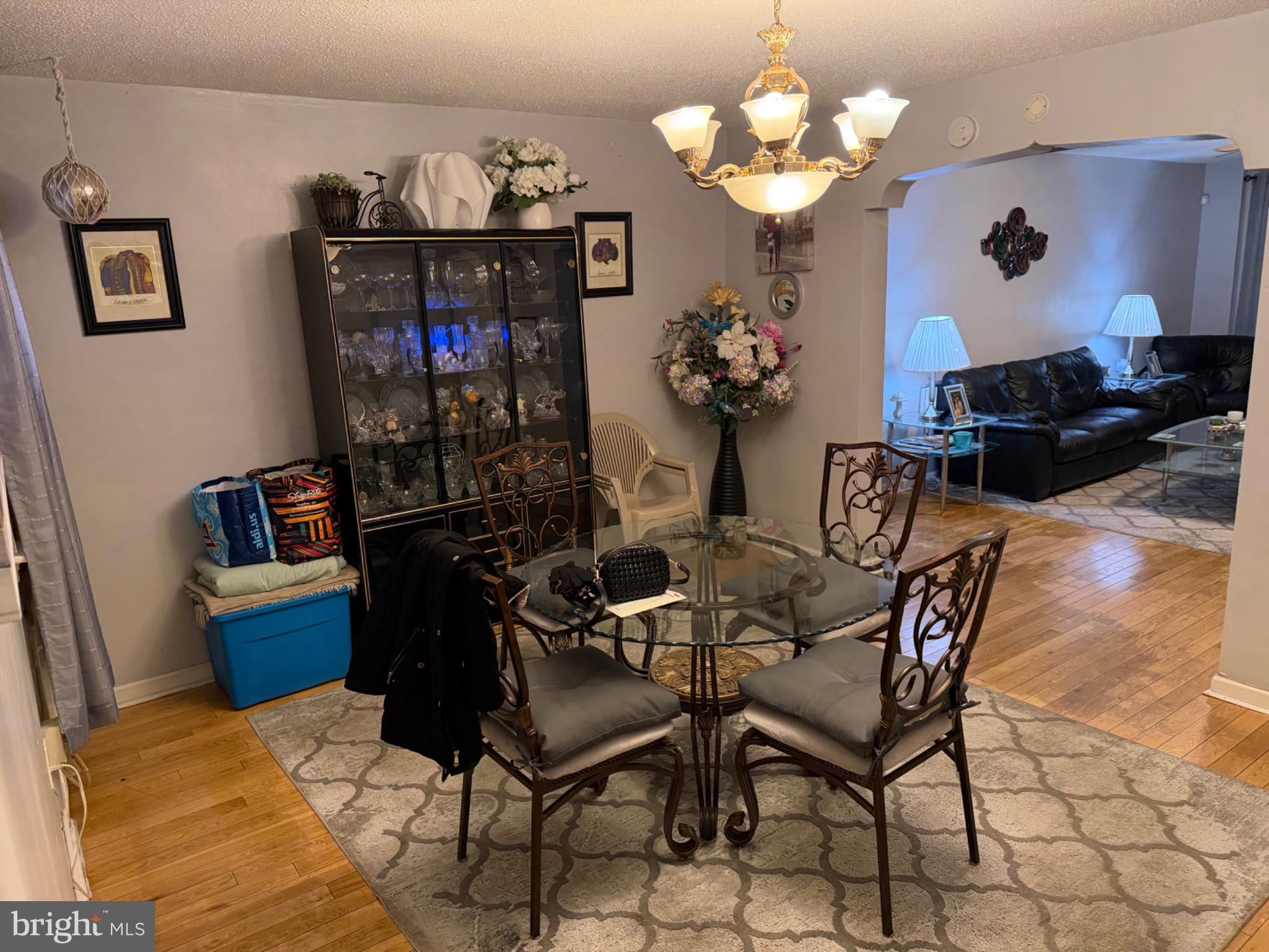 WEST OAK LANE - Residential