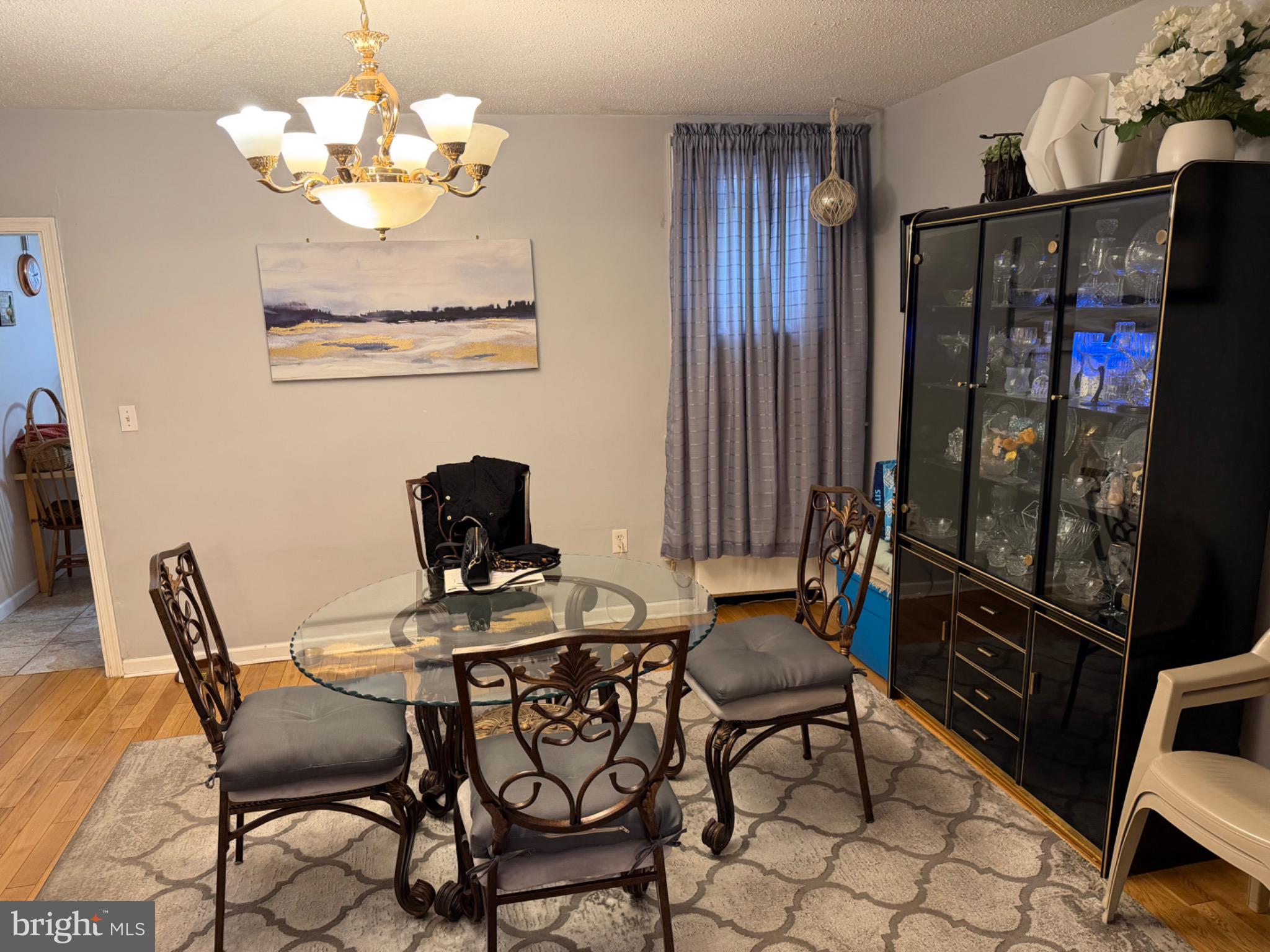 WEST OAK LANE - Residential