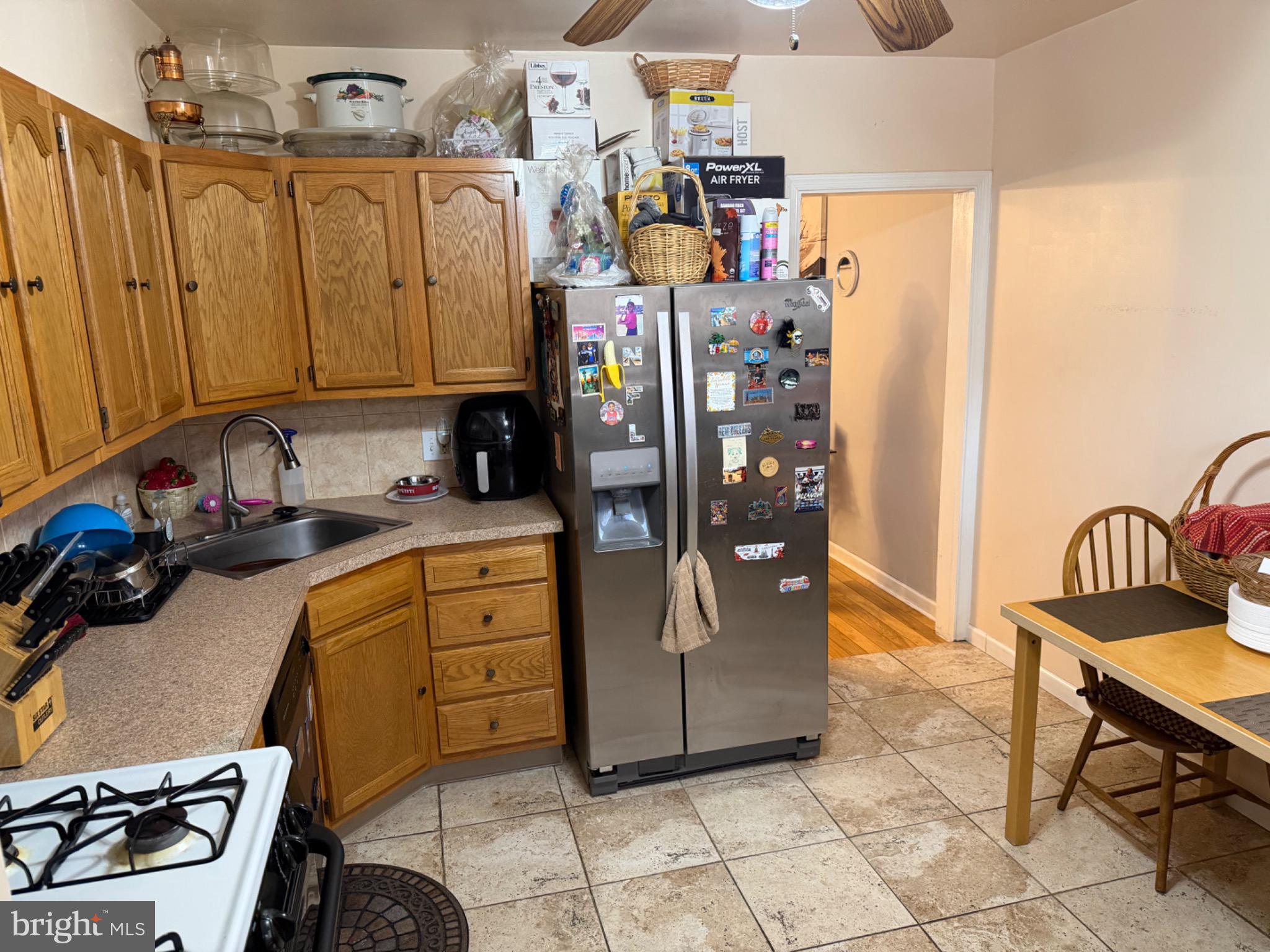 WEST OAK LANE - Residential