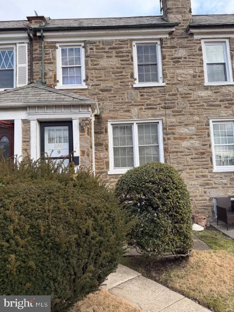 WEST OAK LANE - Residential