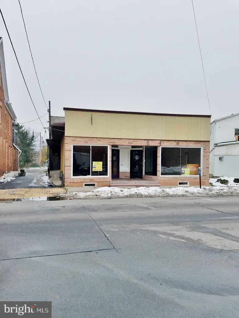 26 Valley Street, Lewistown, PA 17044