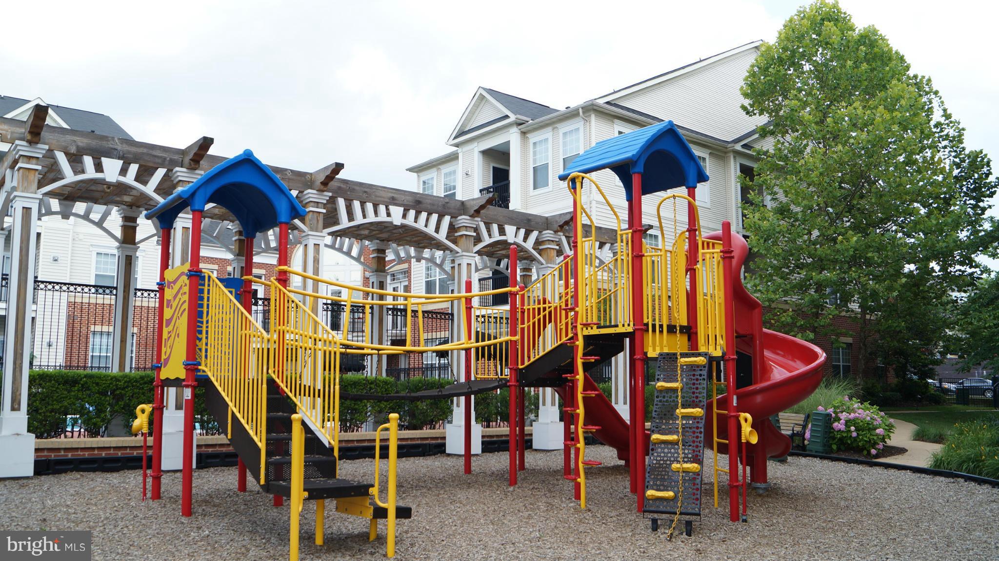 FAIRFAX RIDGE - Residential Lease