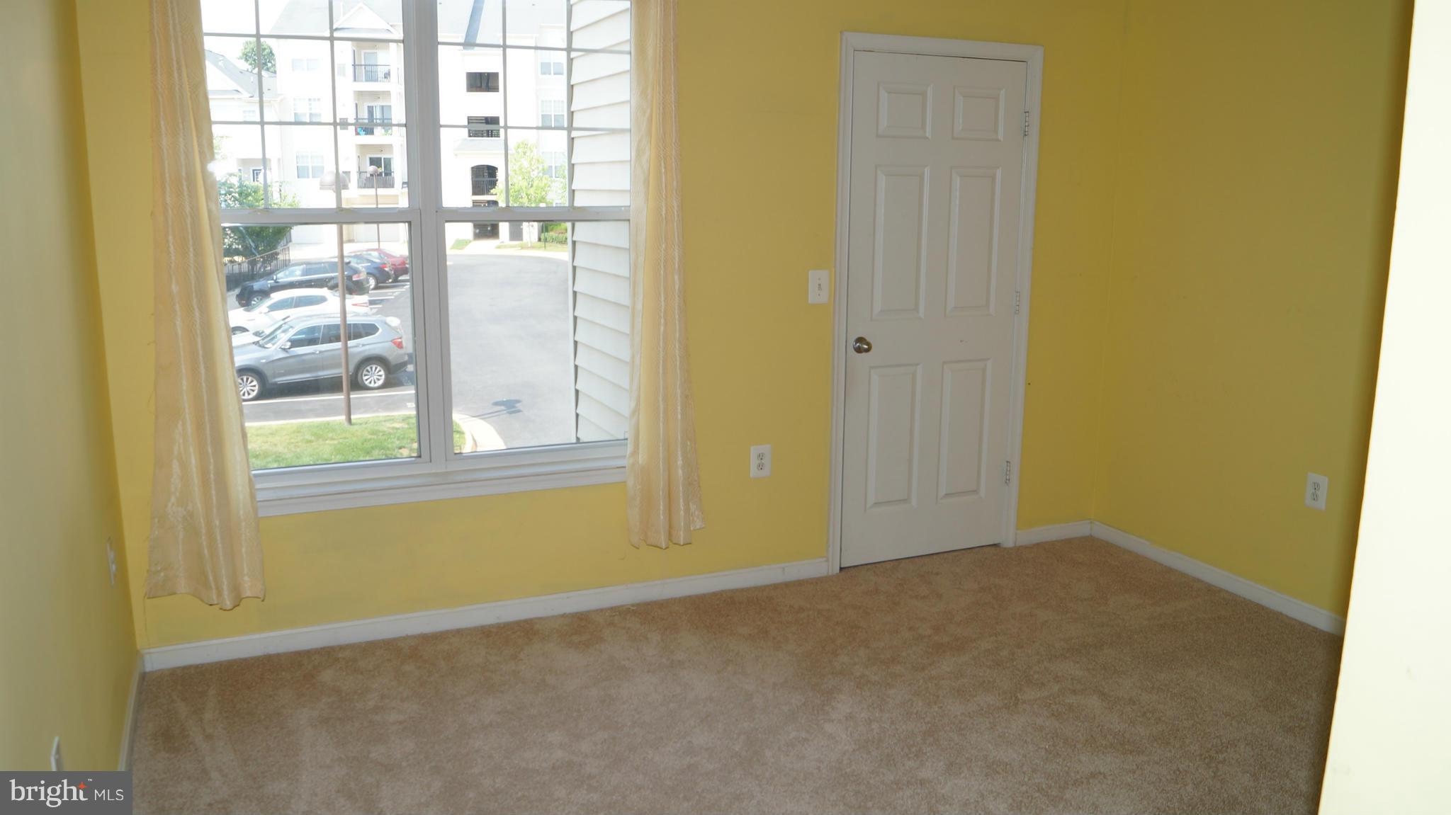 FAIRFAX RIDGE - Residential Lease