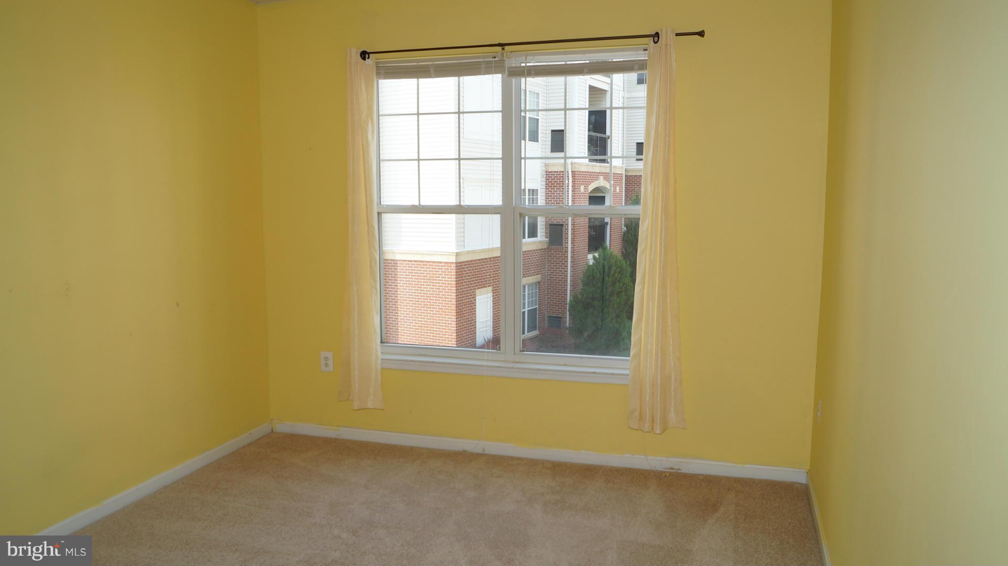 FAIRFAX RIDGE - Residential Lease