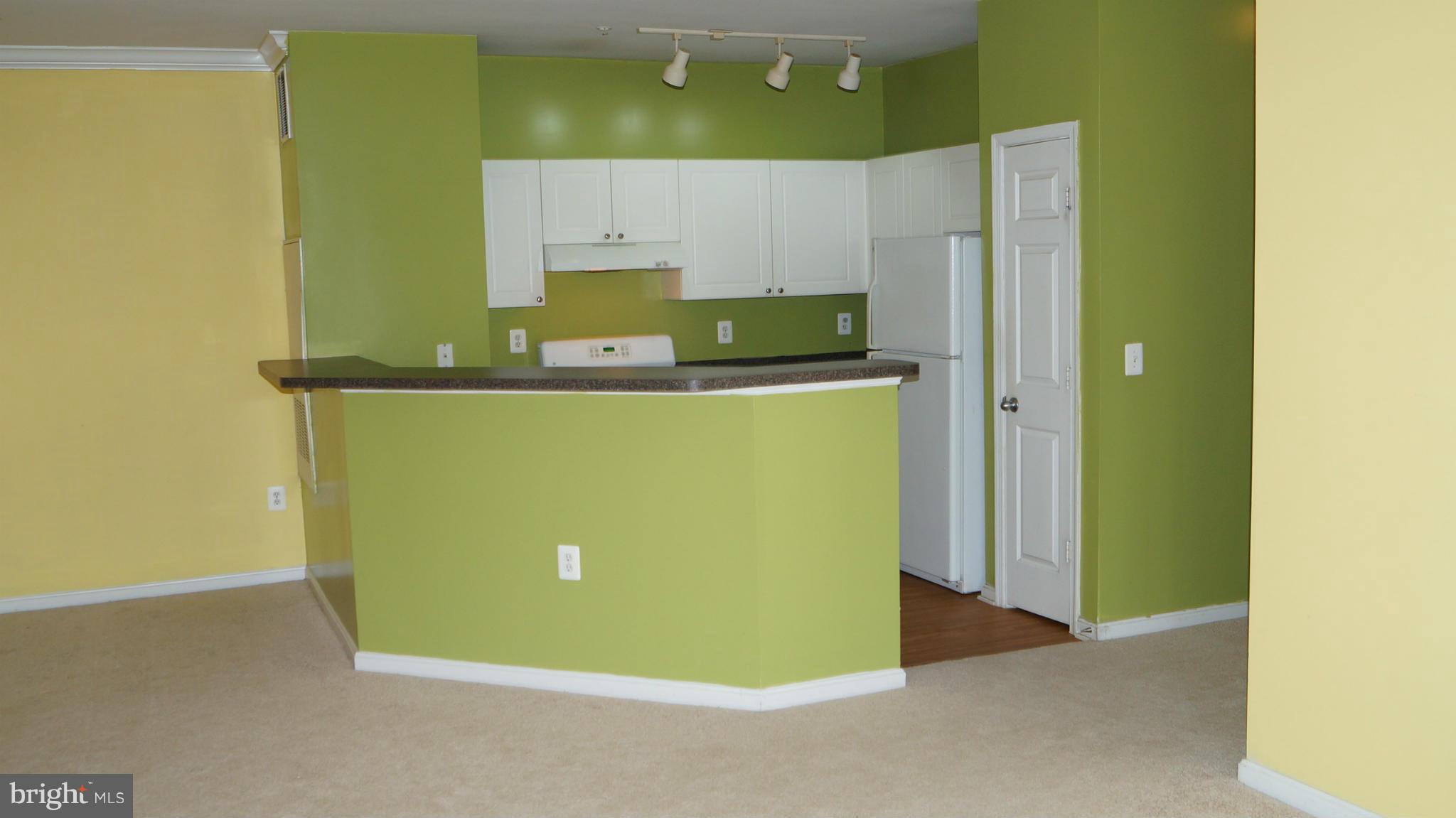 FAIRFAX RIDGE - Residential Lease