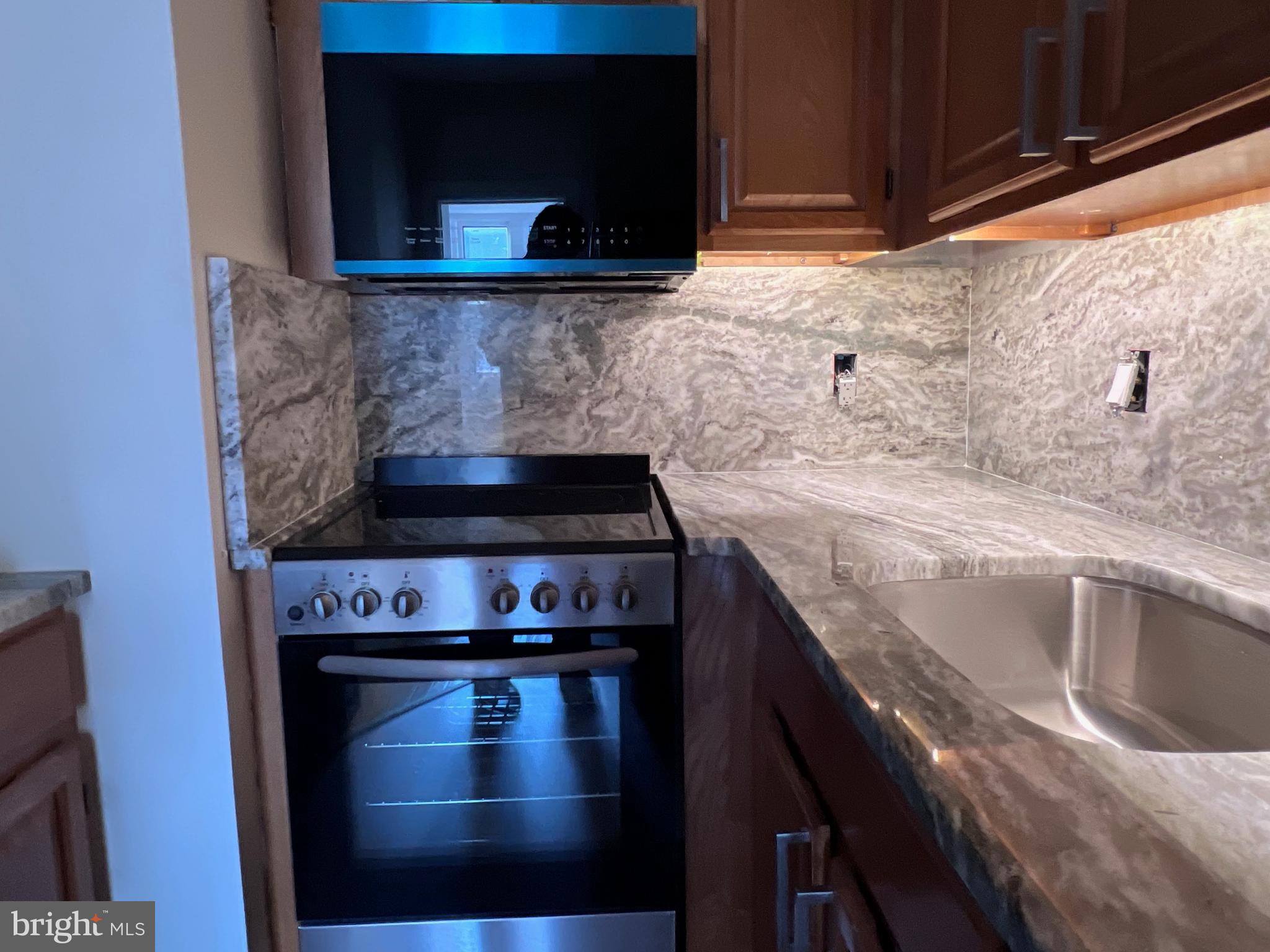 1306 W 13TH STREET 1