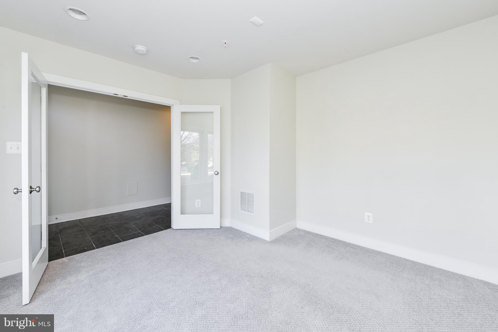 MOSAIC AT MERRIFIELD - Residential Lease