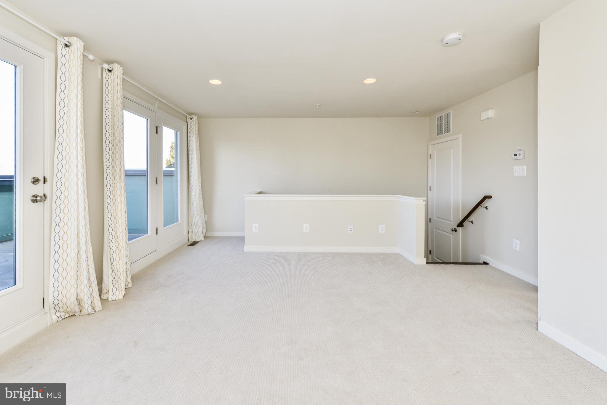 MOSAIC AT MERRIFIELD - Residential Lease