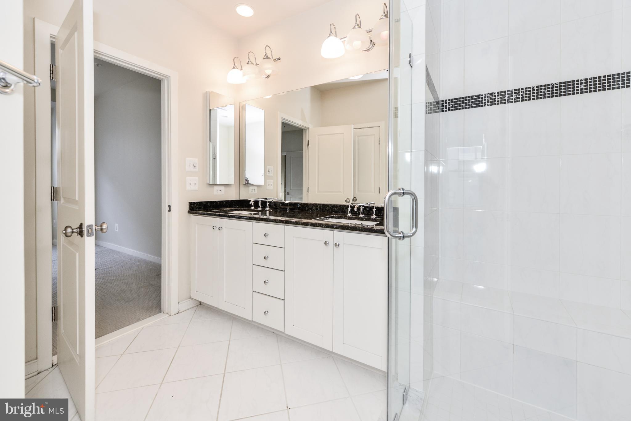 MOSAIC AT MERRIFIELD - Residential Lease